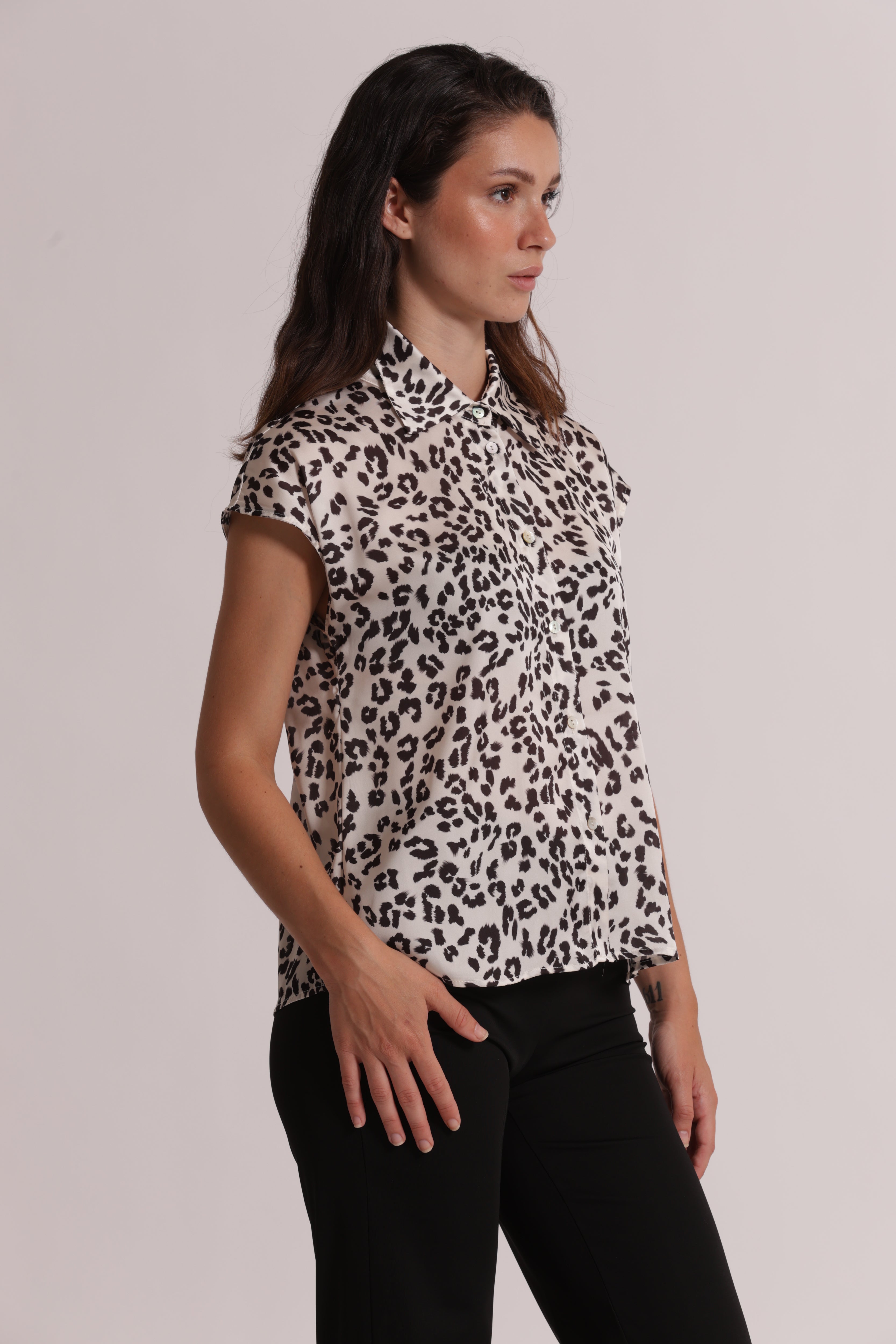 Mimi Mua camicia maniche corte animalier rosa