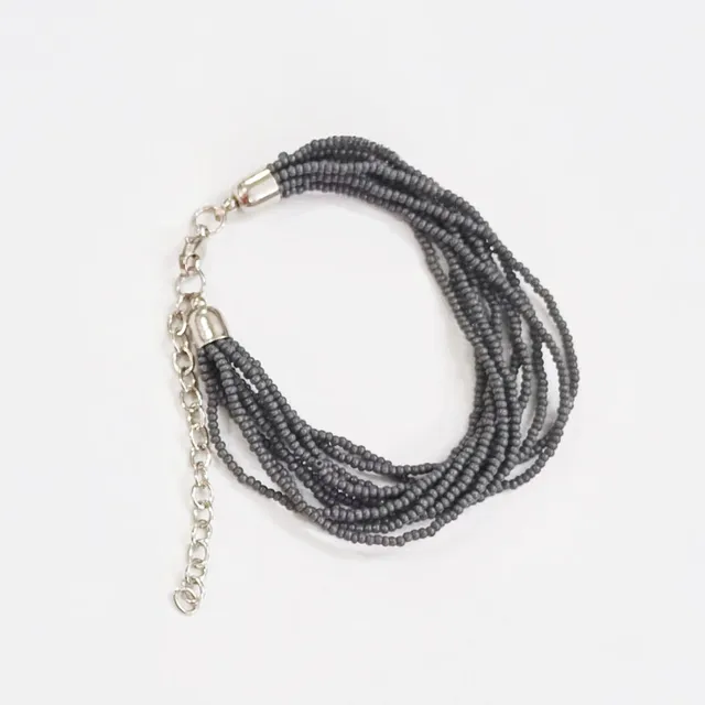 On Earth Cooperative Collection Aurora bracciale perline vetro grigio