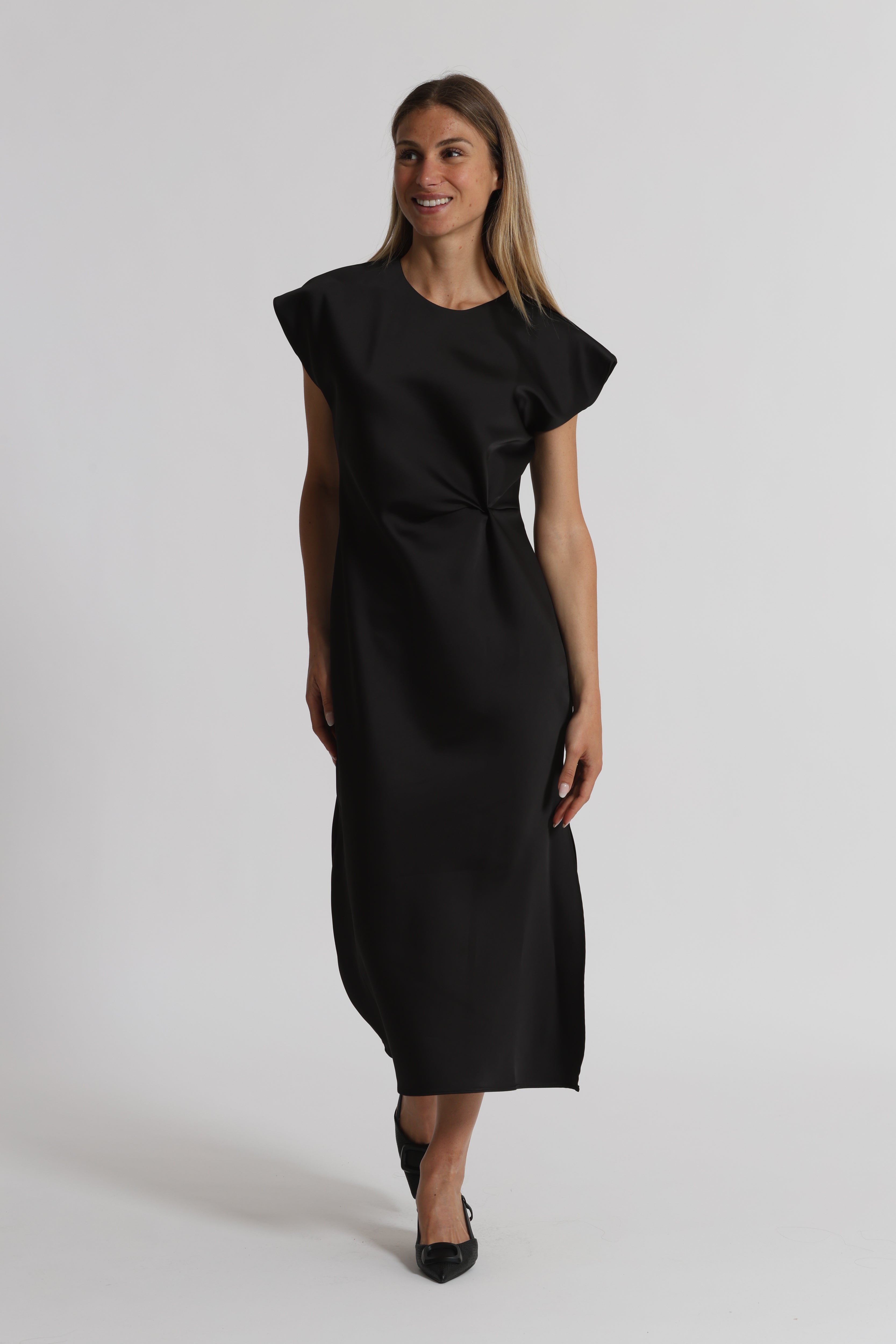 Mimi Mua maniche corte abito lungo nero elegante