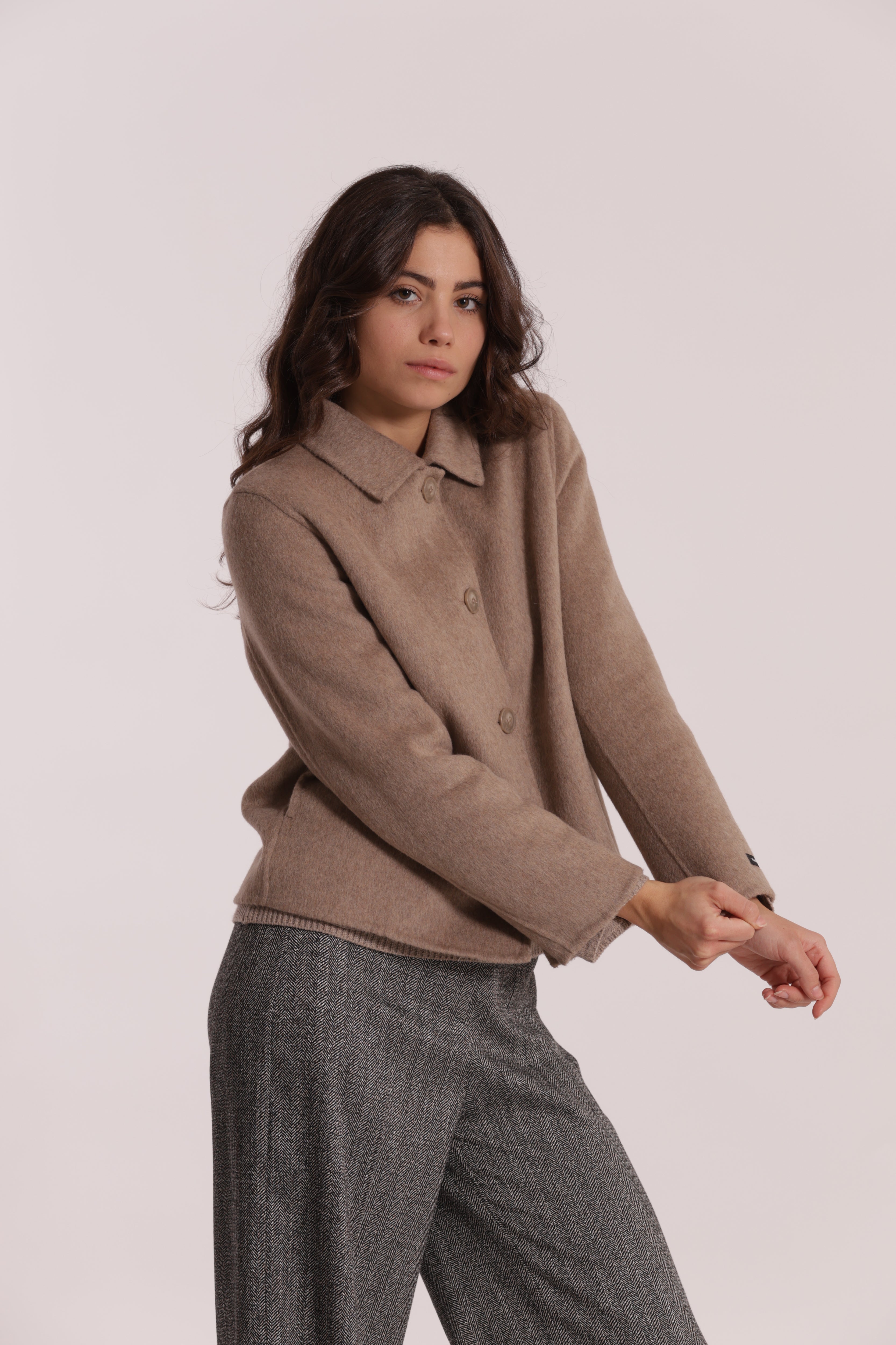 Mimi Mua Giacca cappotto corto nero lana