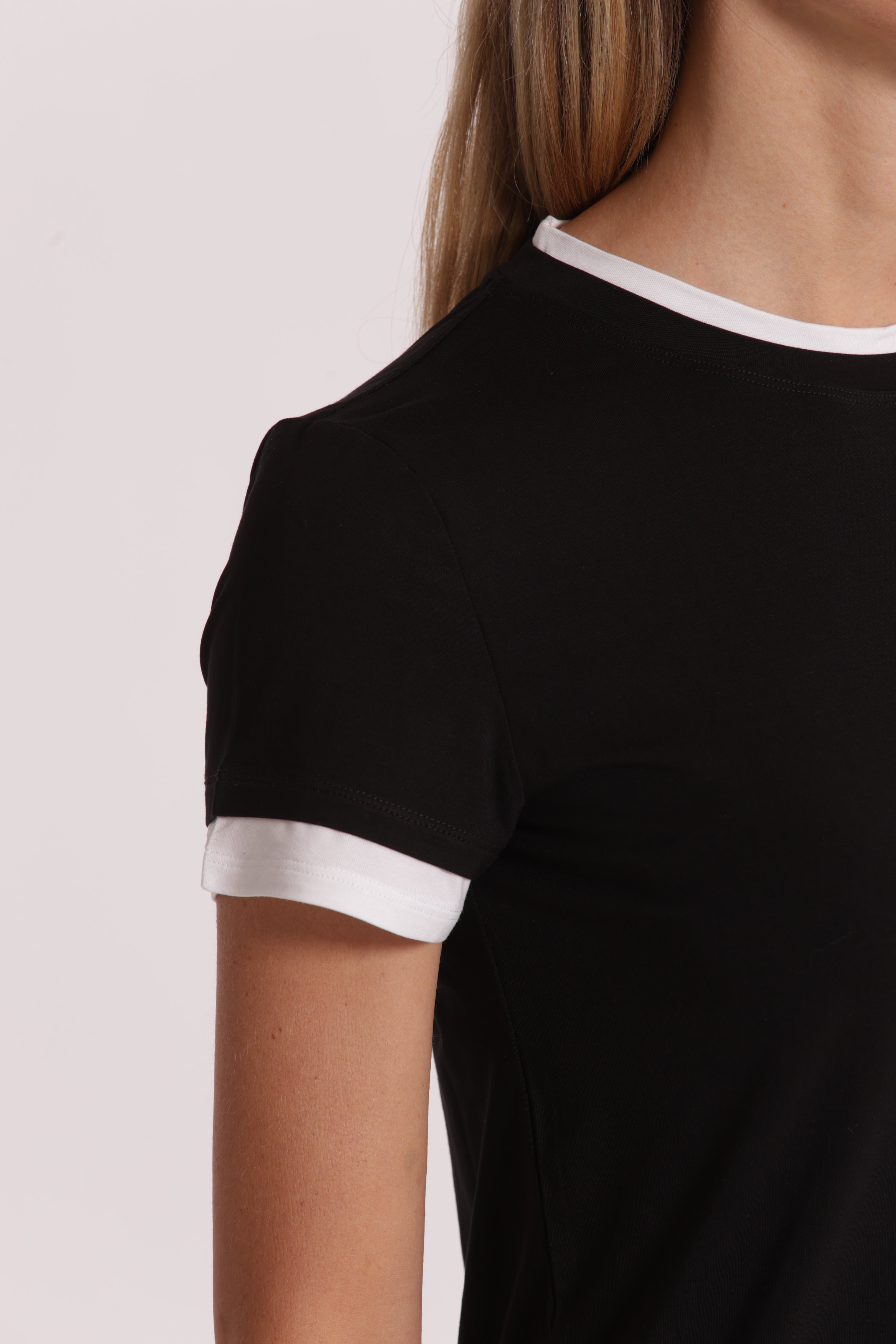 Mimi Mua T-Shirt Bordi a Contrasto maglietta viscosa