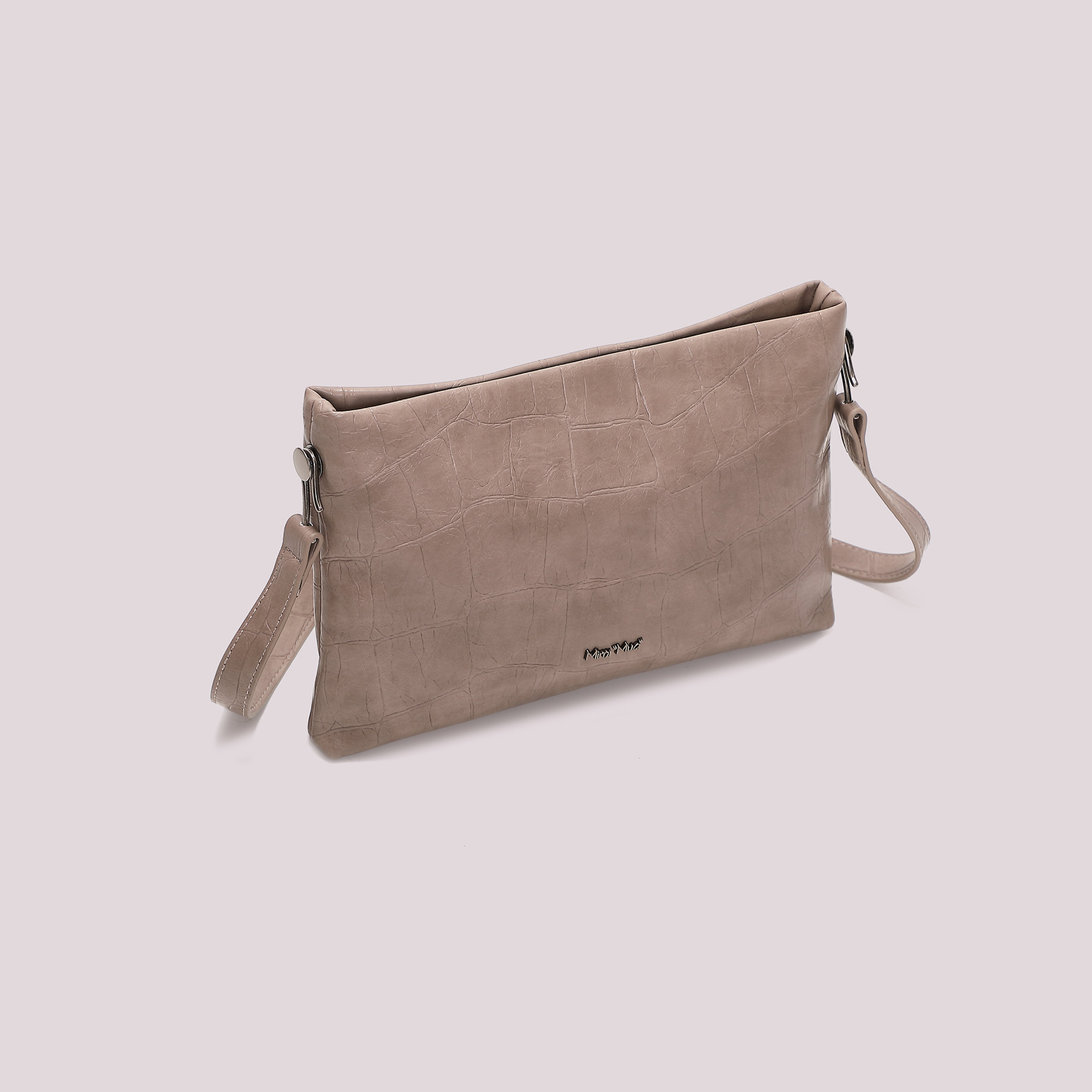 Mimi Mua borsa a busta nera effetto cocco