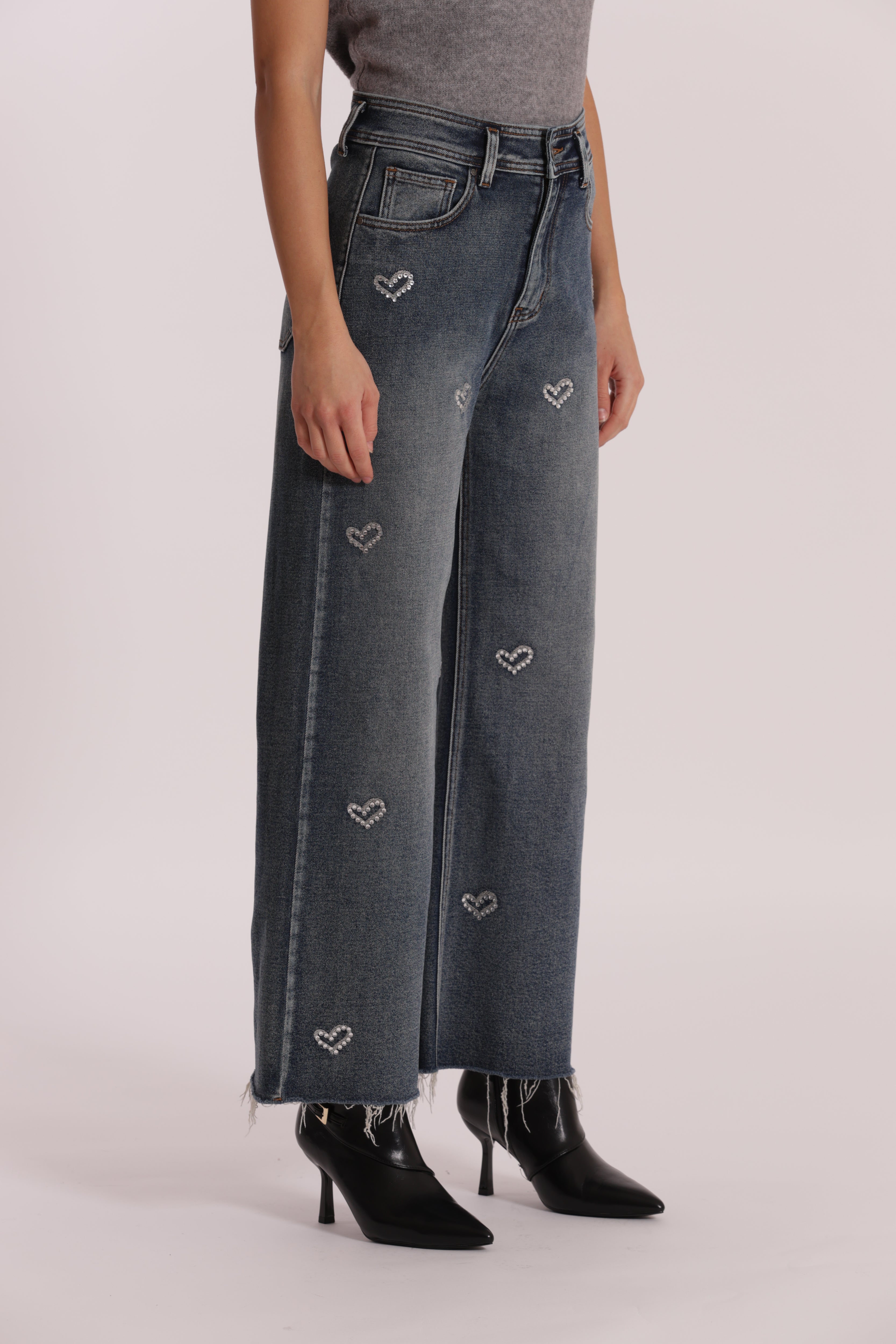 Mimi Mua Jeans Wide Leg Cropped Cuori Ricamati Blu Medio