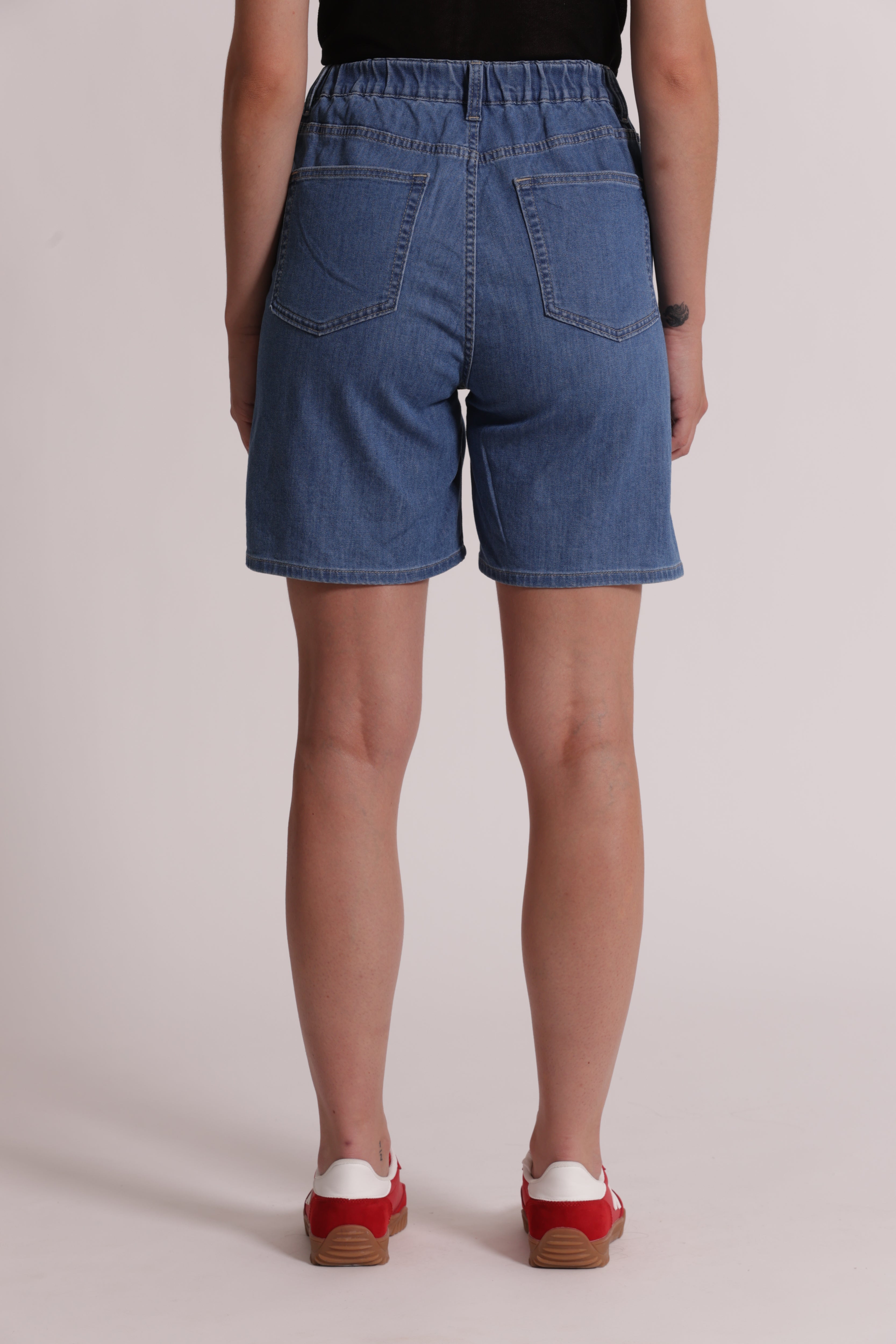 Mimi Mua Shorts in Denim shorts blu chiaro cotone