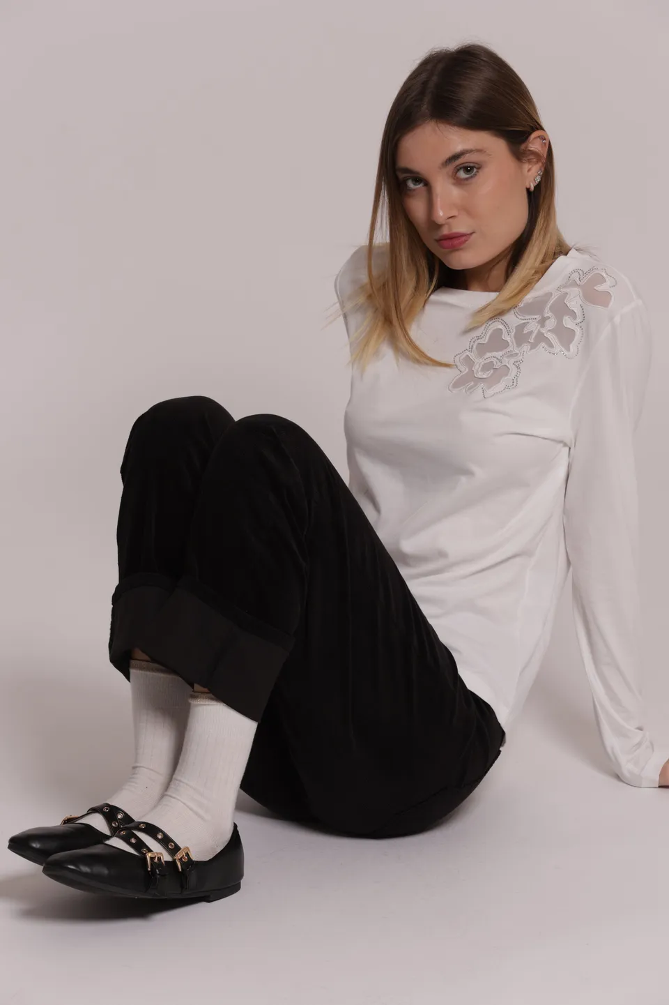 Mimi Mua Trasparenze Strass t-shirt nero maniche lunghe