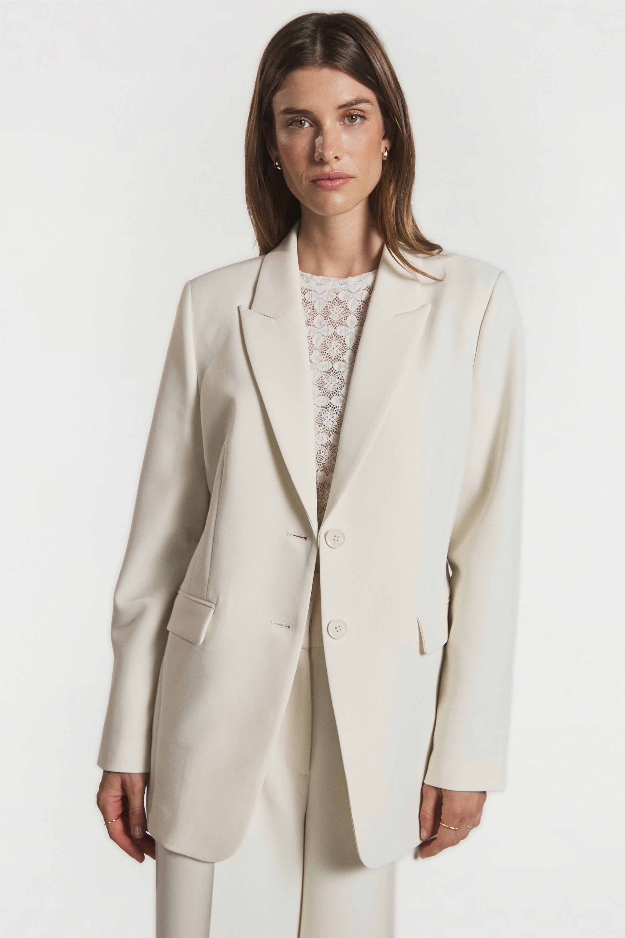 Aaiko Mason Top crema pizzo floreale maniche lunghe