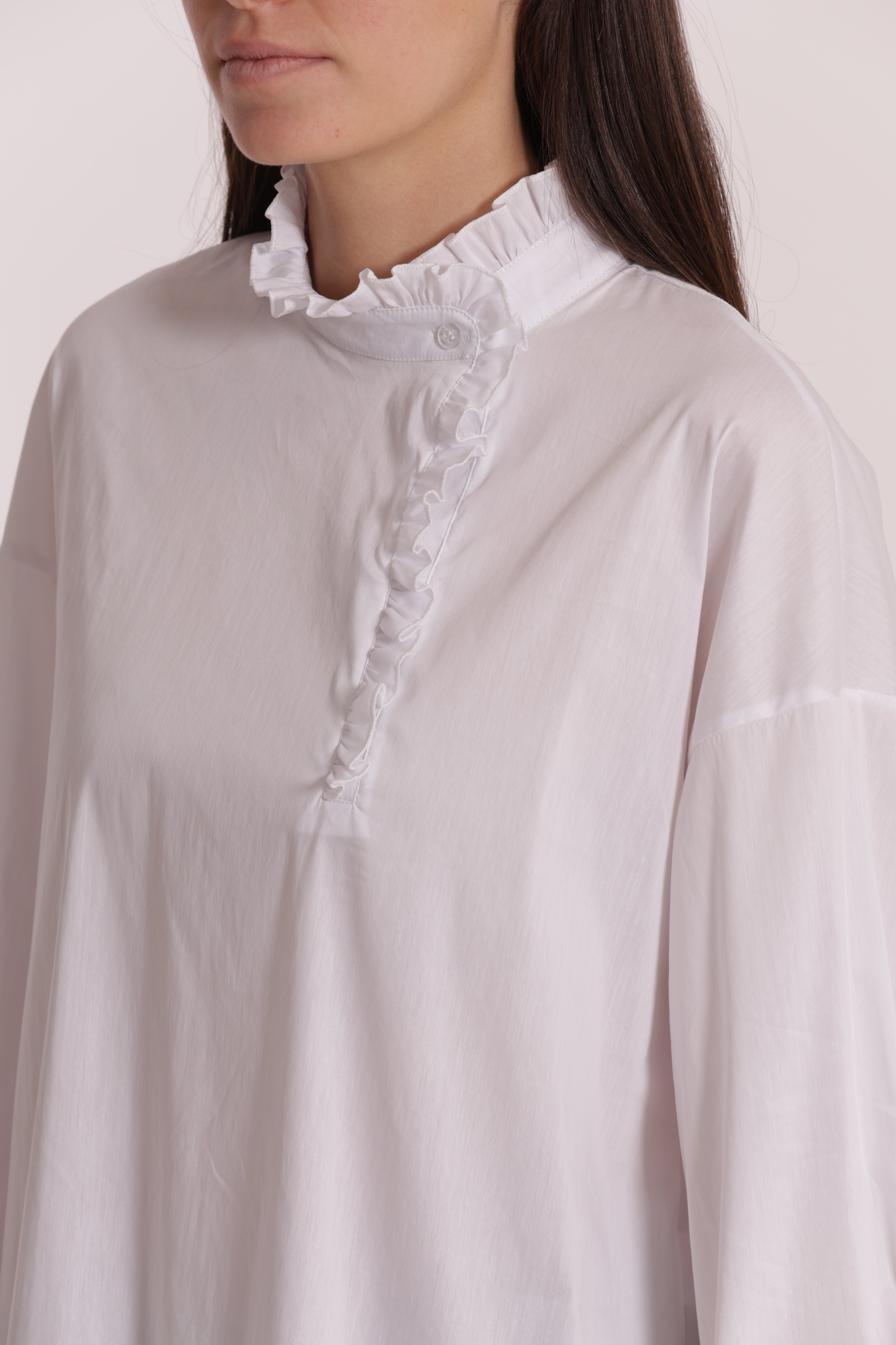 Mimi Mua blusa cotone rouches bianca con volant