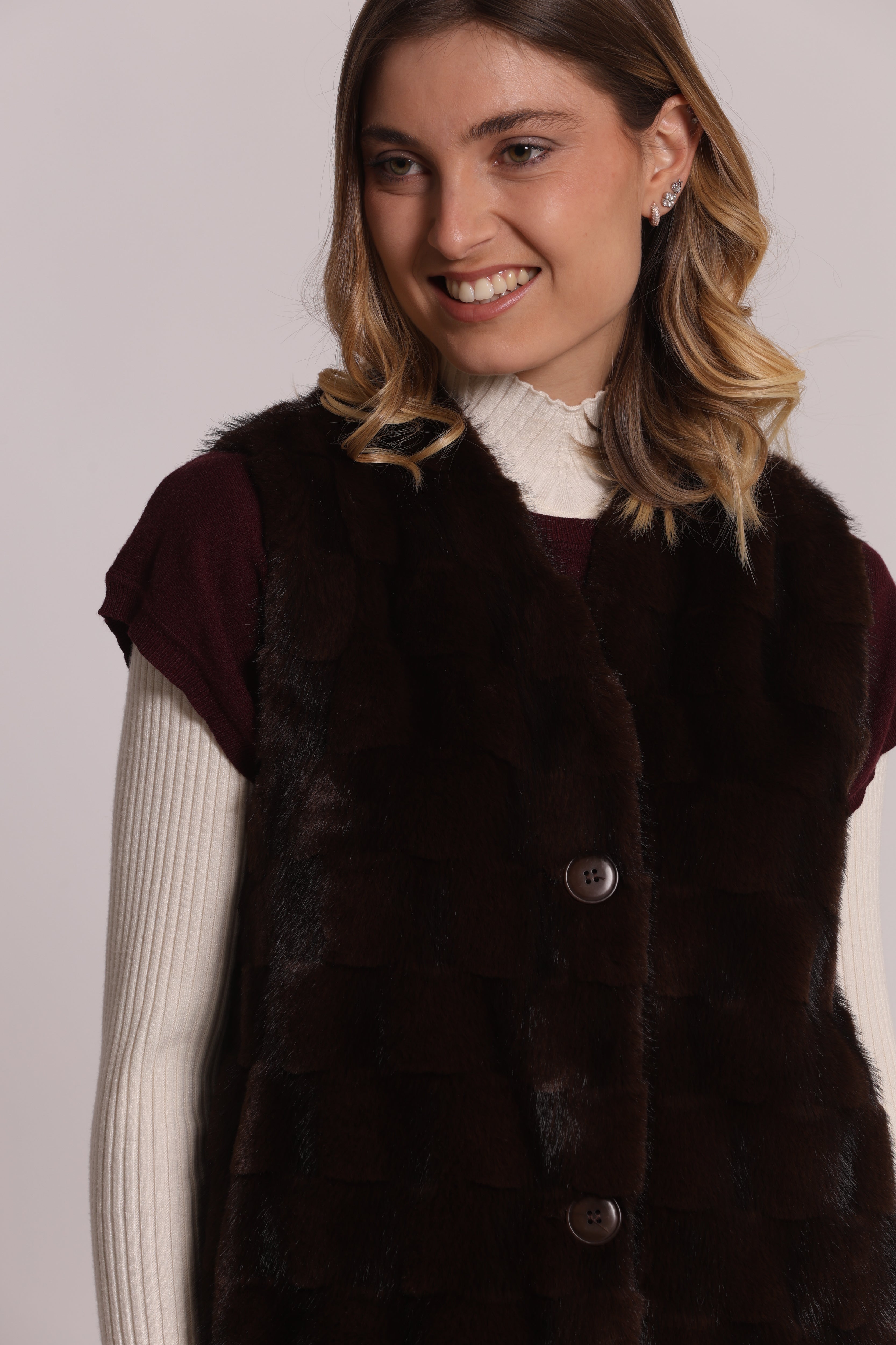 Mimi Mua Gilet Effetto Pelliccia Nero
