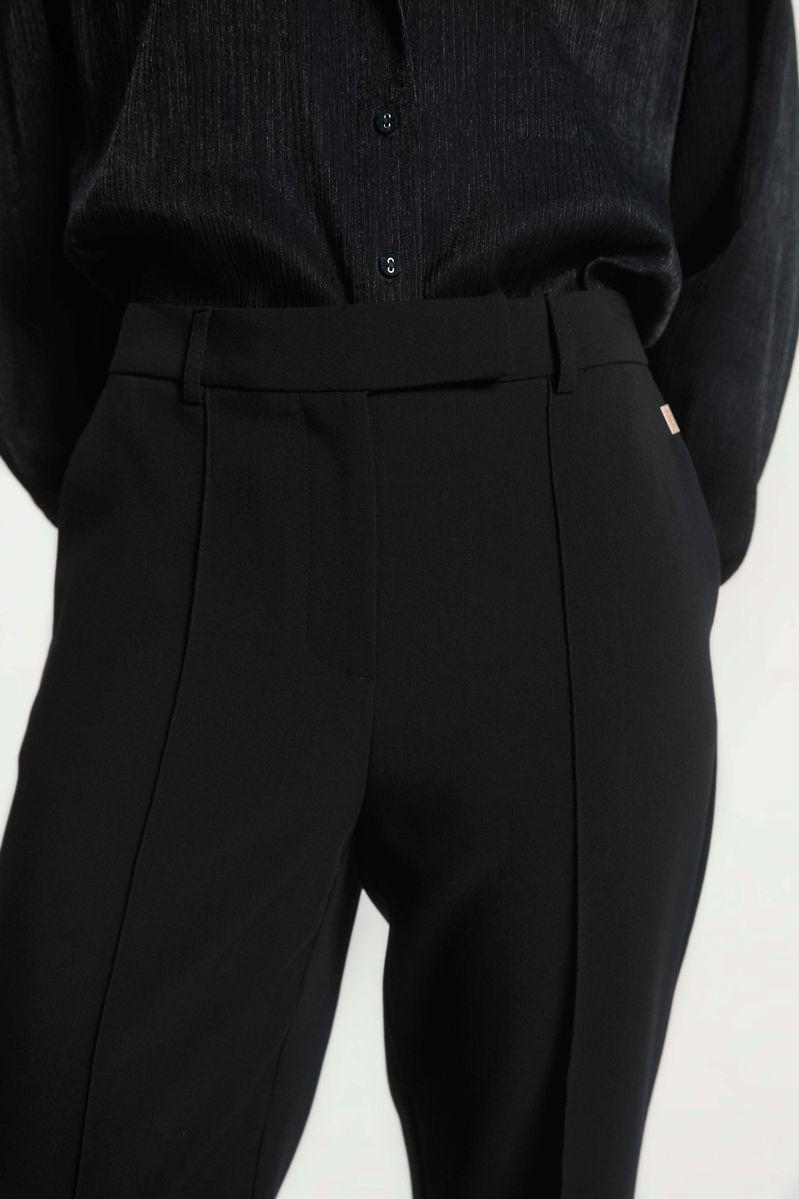 Aaiko Chantalle pantaloni neri gamba larga