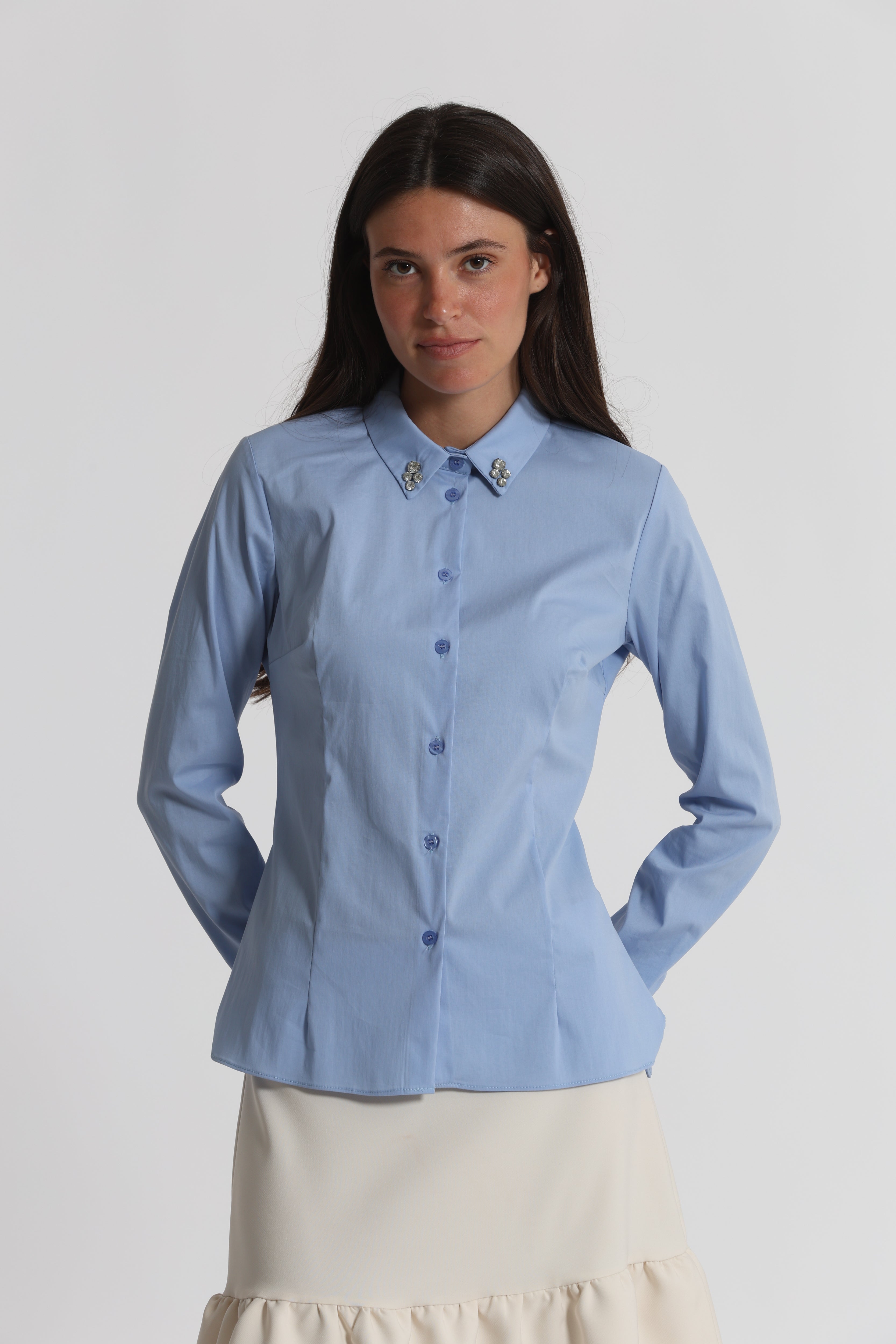 Mimi Mua Camicia con Dettaglio Gioiello Bianco