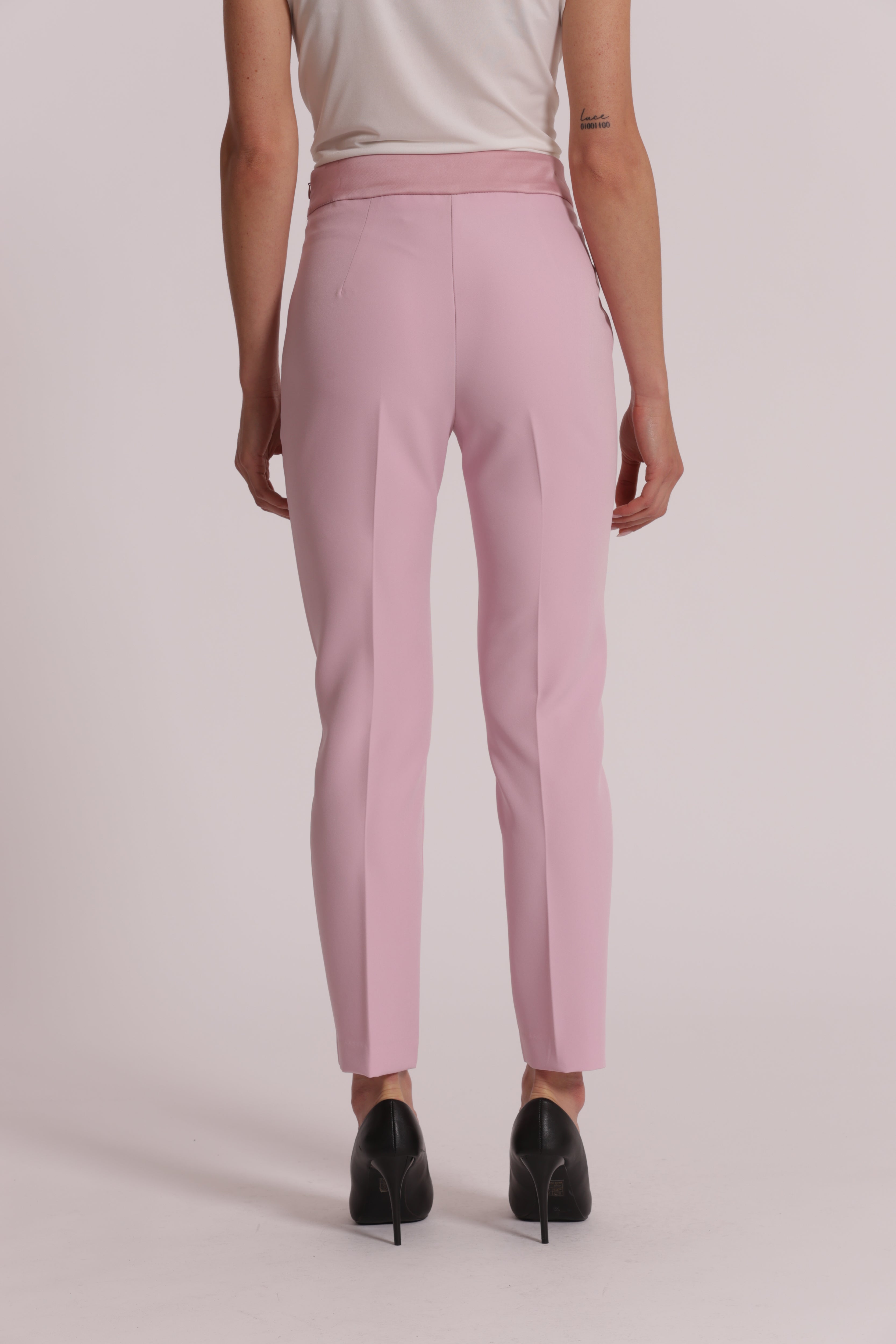 Mimi Mua Dettagli Simil Raso Pantaloni Nero Elasticizzati