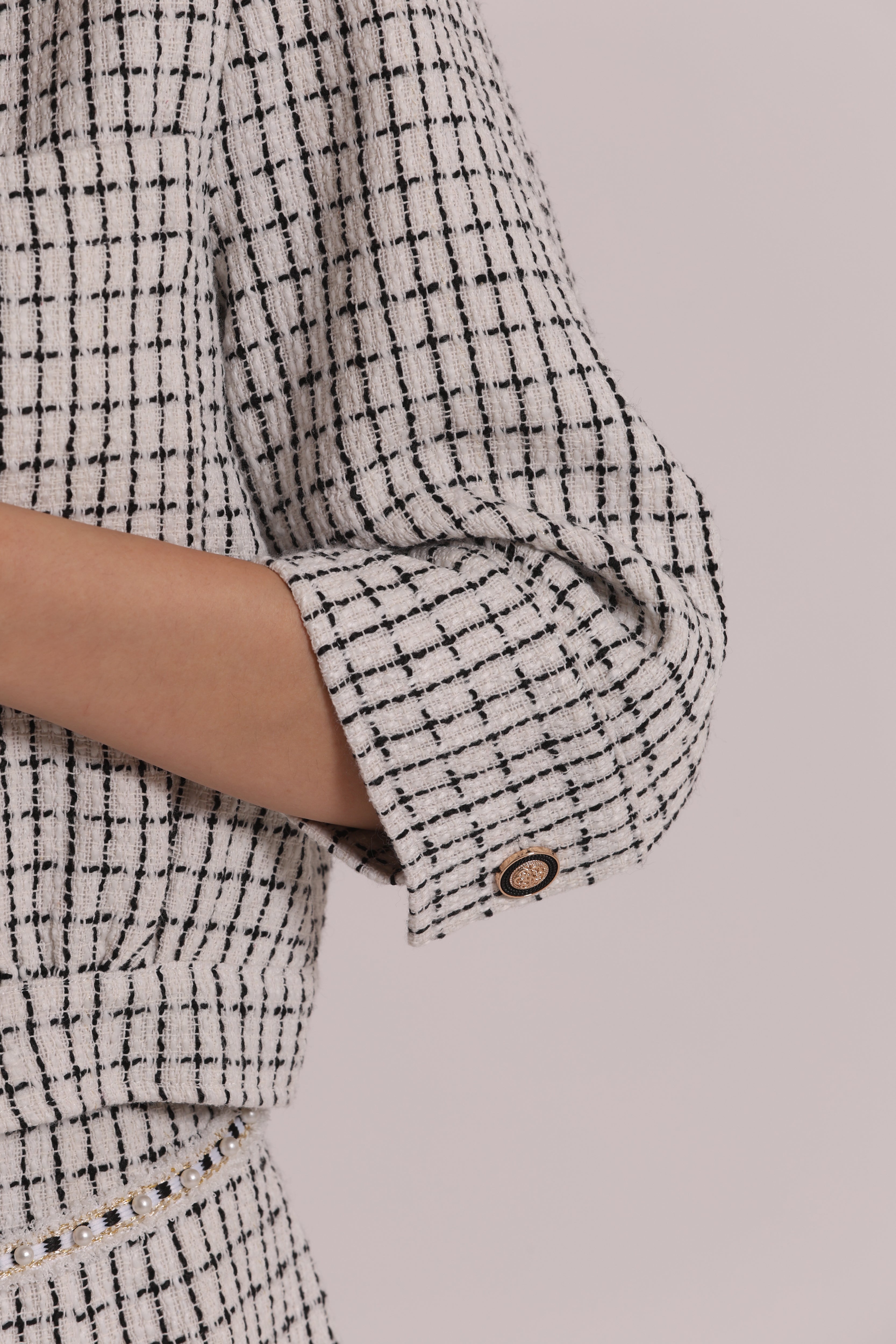 Mimi Mua Giacca Crop Tweed Bottoni Gioiello giacca corta