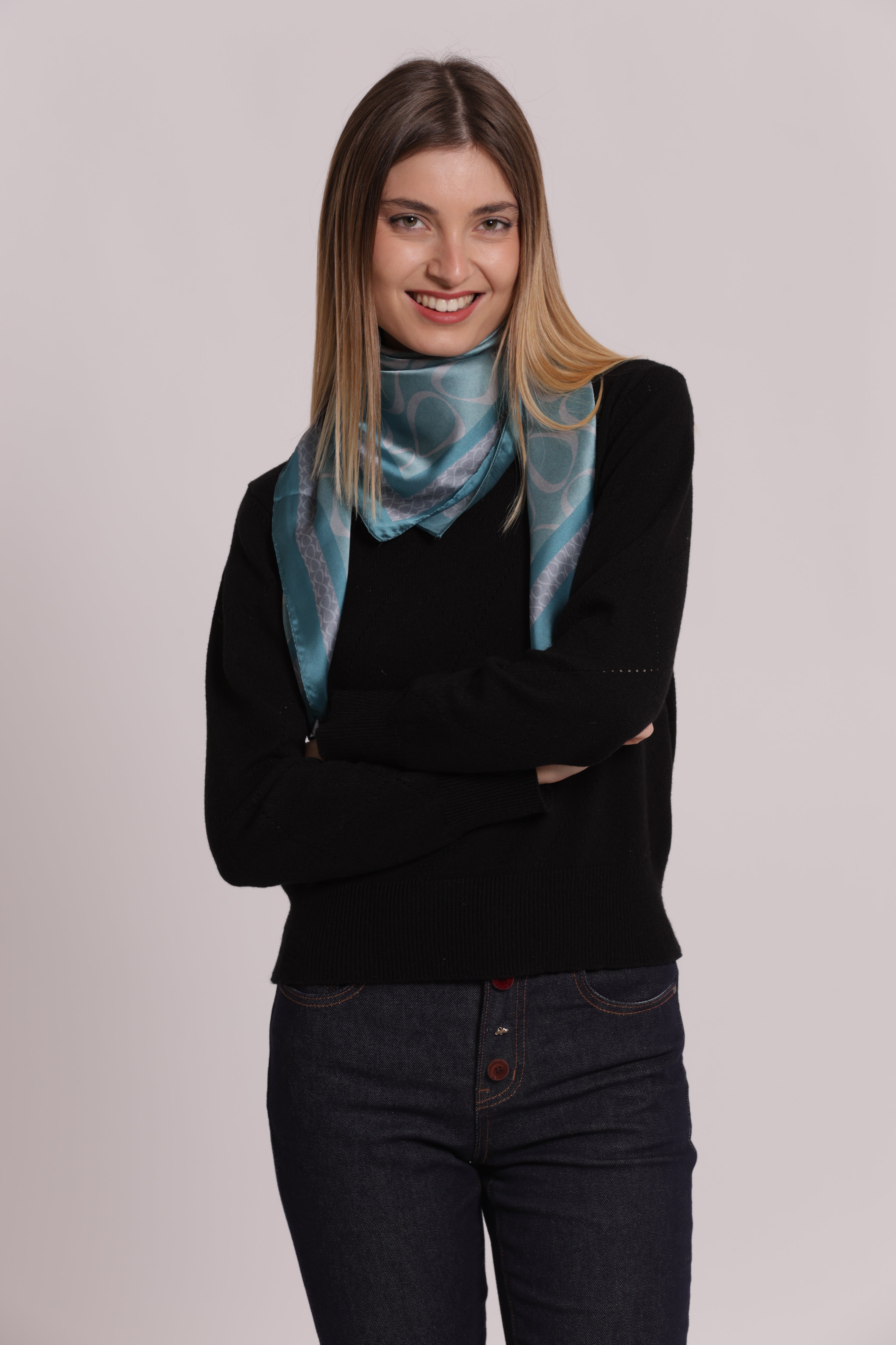 Mimi Mua Foulard Cerchietti 90x90 Verde Militare Satinato