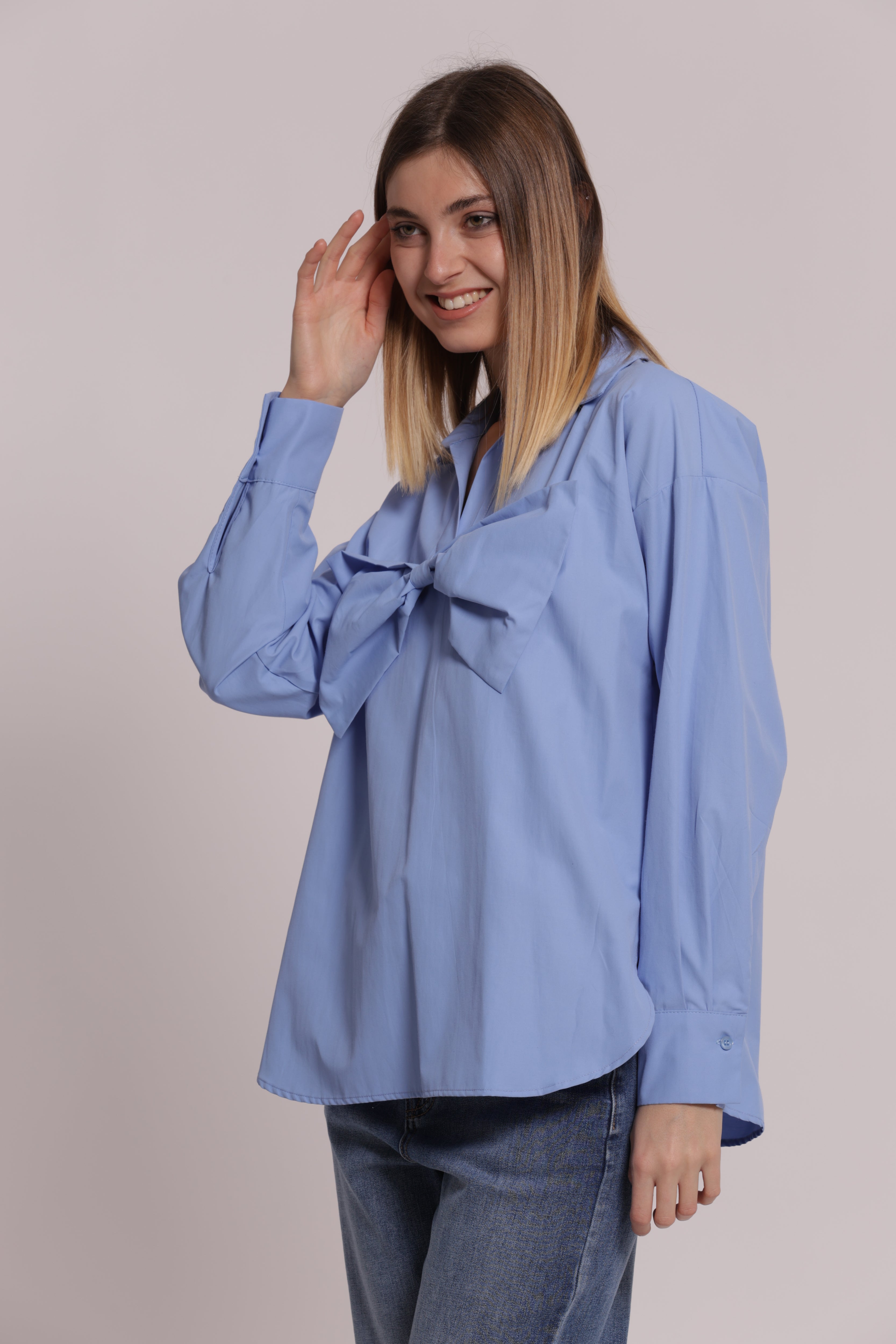 Mimi Mua Blusa Fiocco Frontale Bianco in Misto Cotone