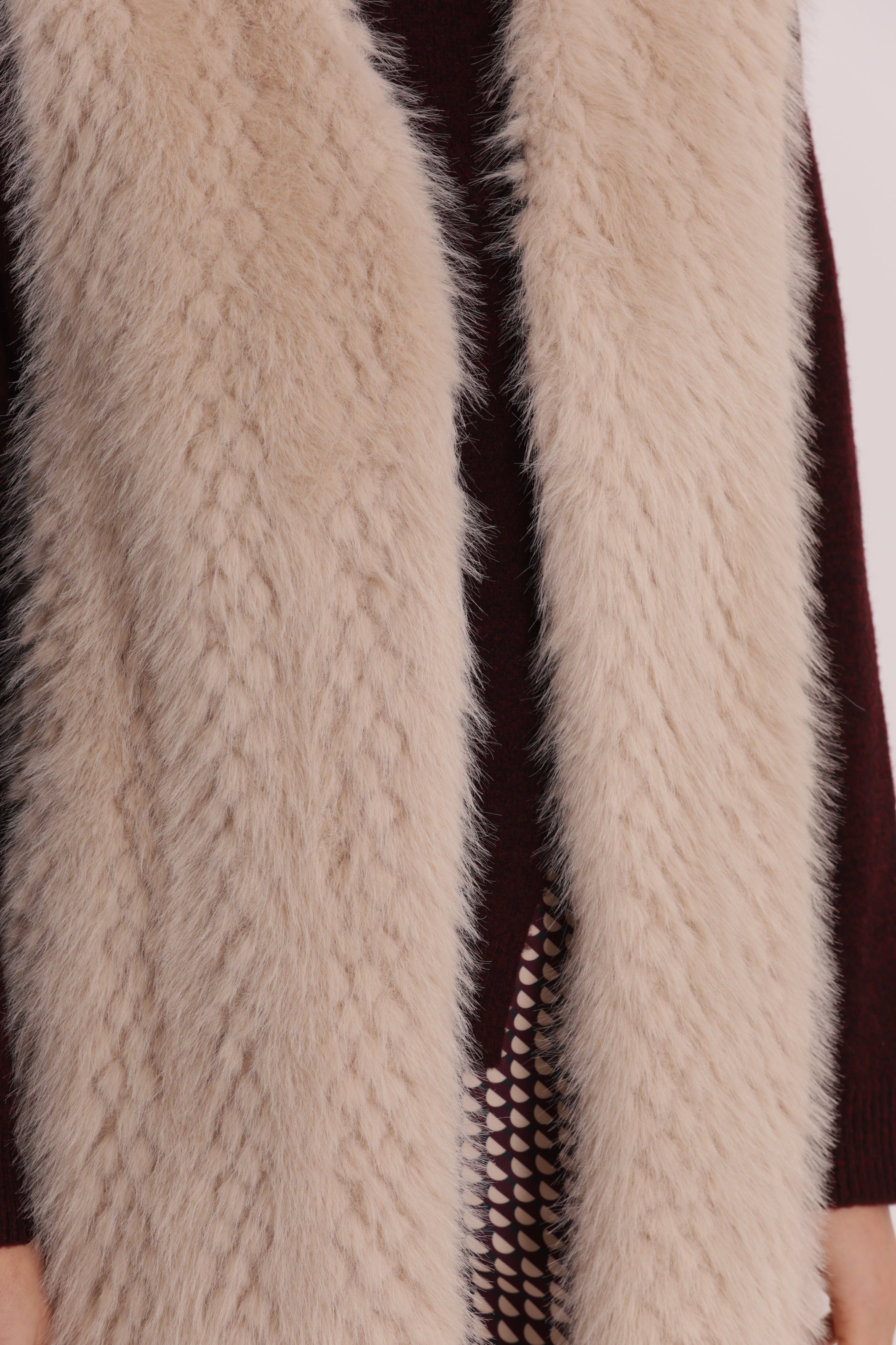 Mimi Mua Gilet Lungo Effetto Montone Beige