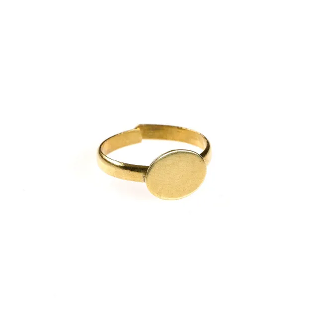 On Earth Amber anello ottone dorato regolabile