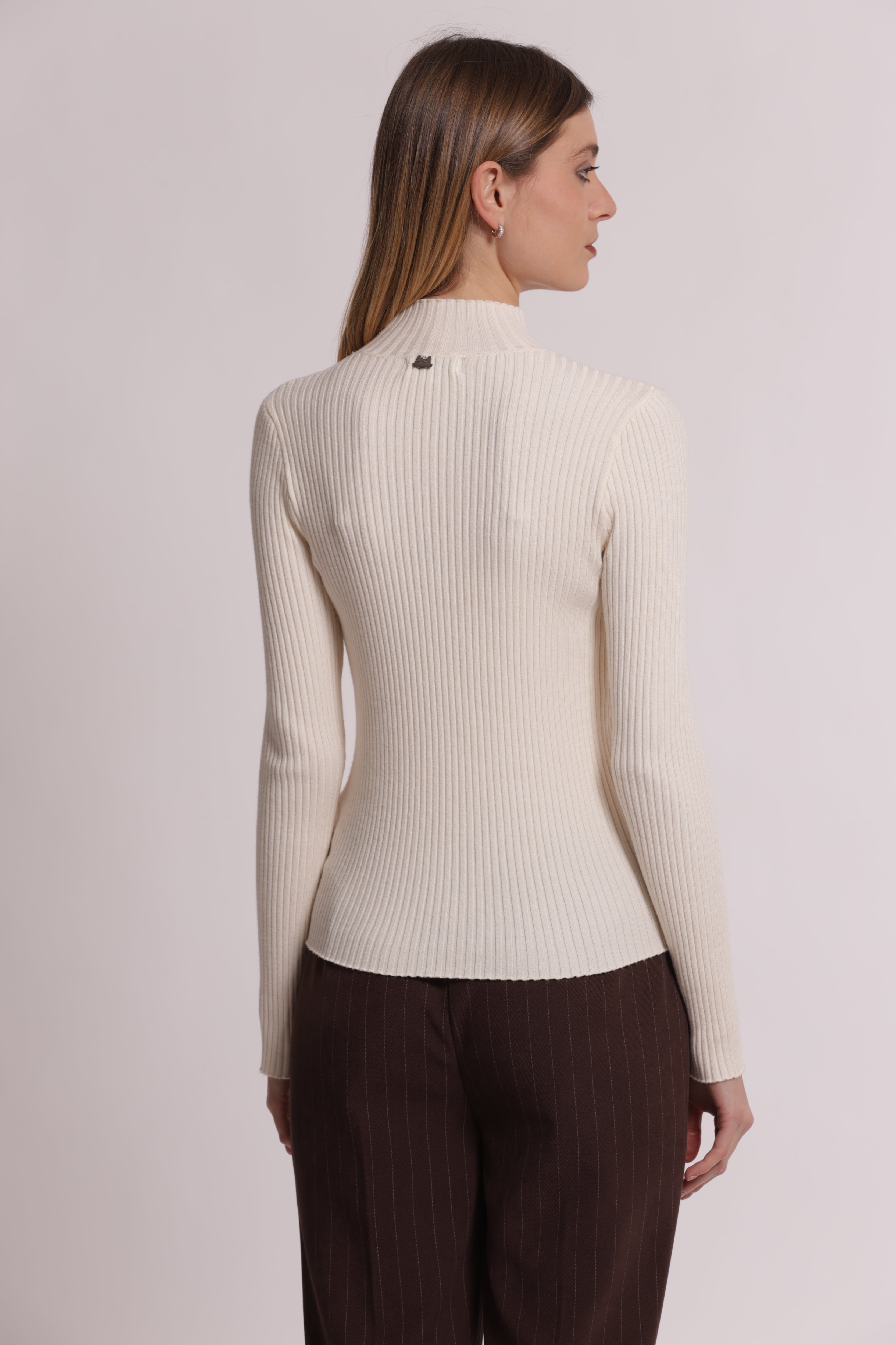 Mimi Mua Lupetto maglia nero collo alto