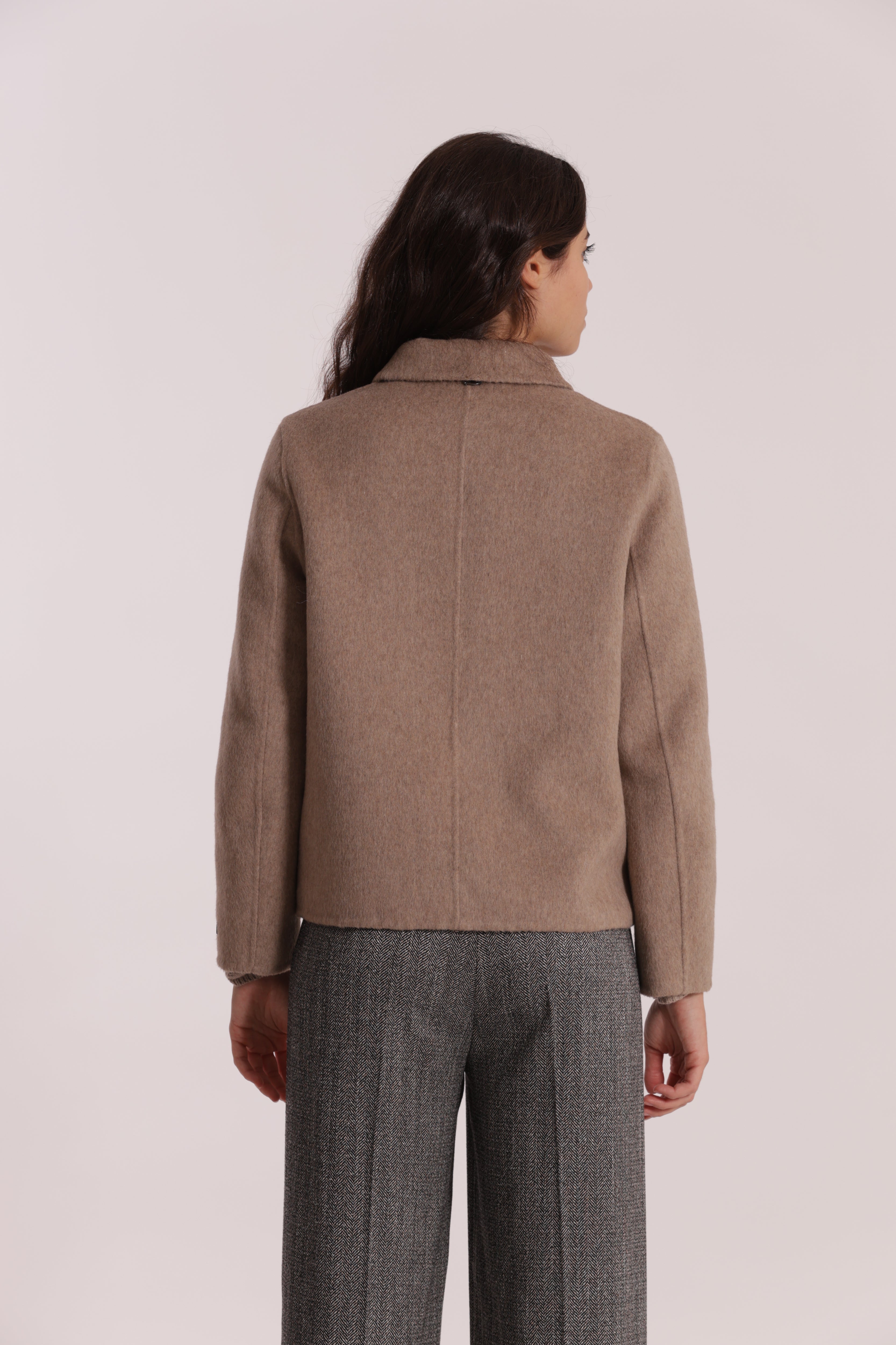 Mimi Mua Giacca cappotto corto nero lana