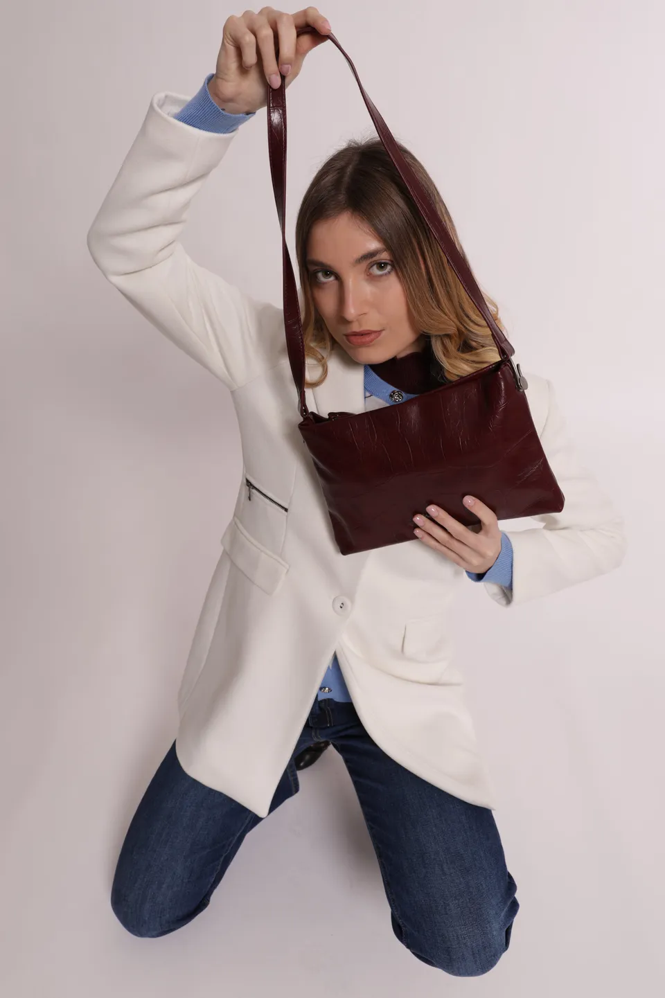 Mimi Mua borsa a busta nera effetto cocco