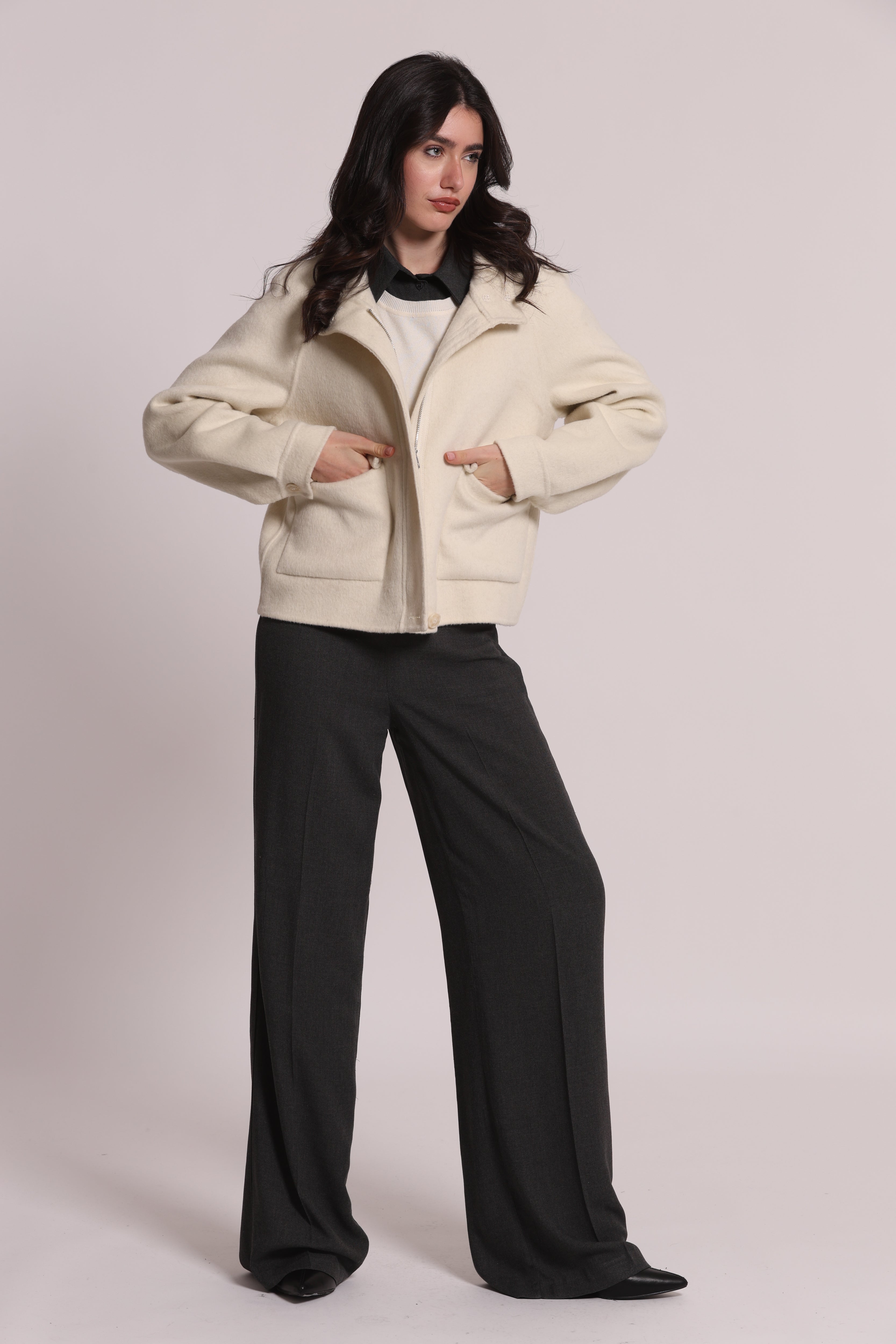 Mimi Mua Cappotto Corto cappotto zip lana nero