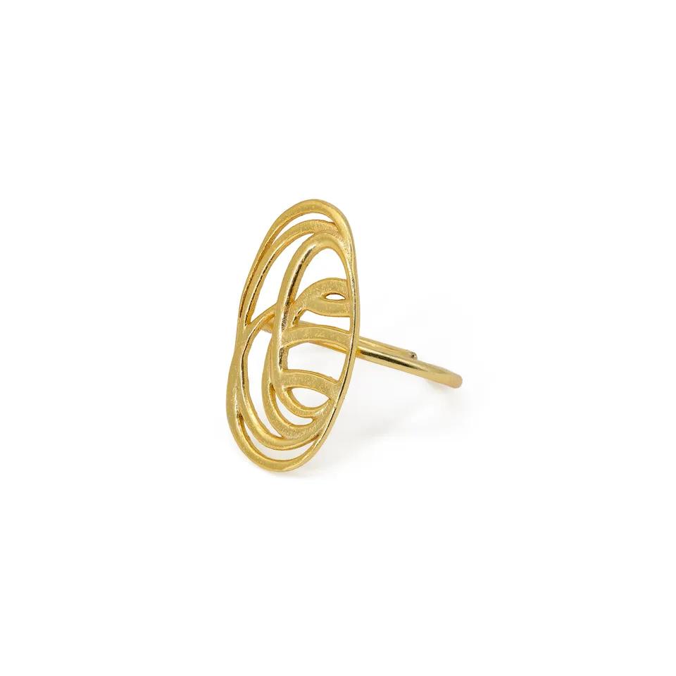 On Earth Cooperative Collection Doodle anello ottone dorato regolabile