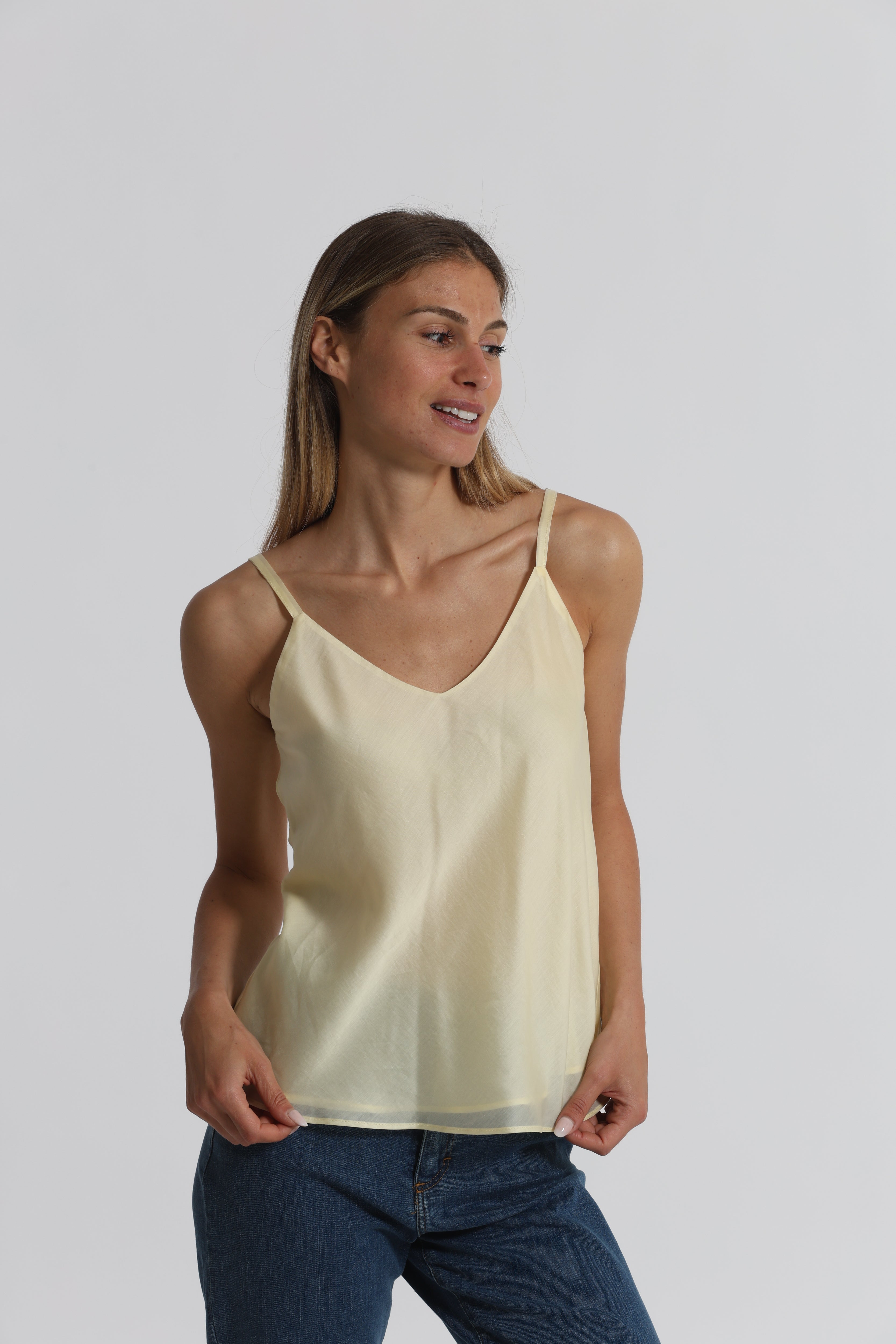 Mimi Mua Top in Tessuto Leggero Blusa Bianco lyocell