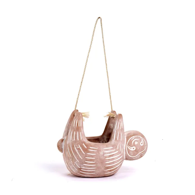 On Earth Cooperative Collection Bradipo vaso terracotta naturale da appendere