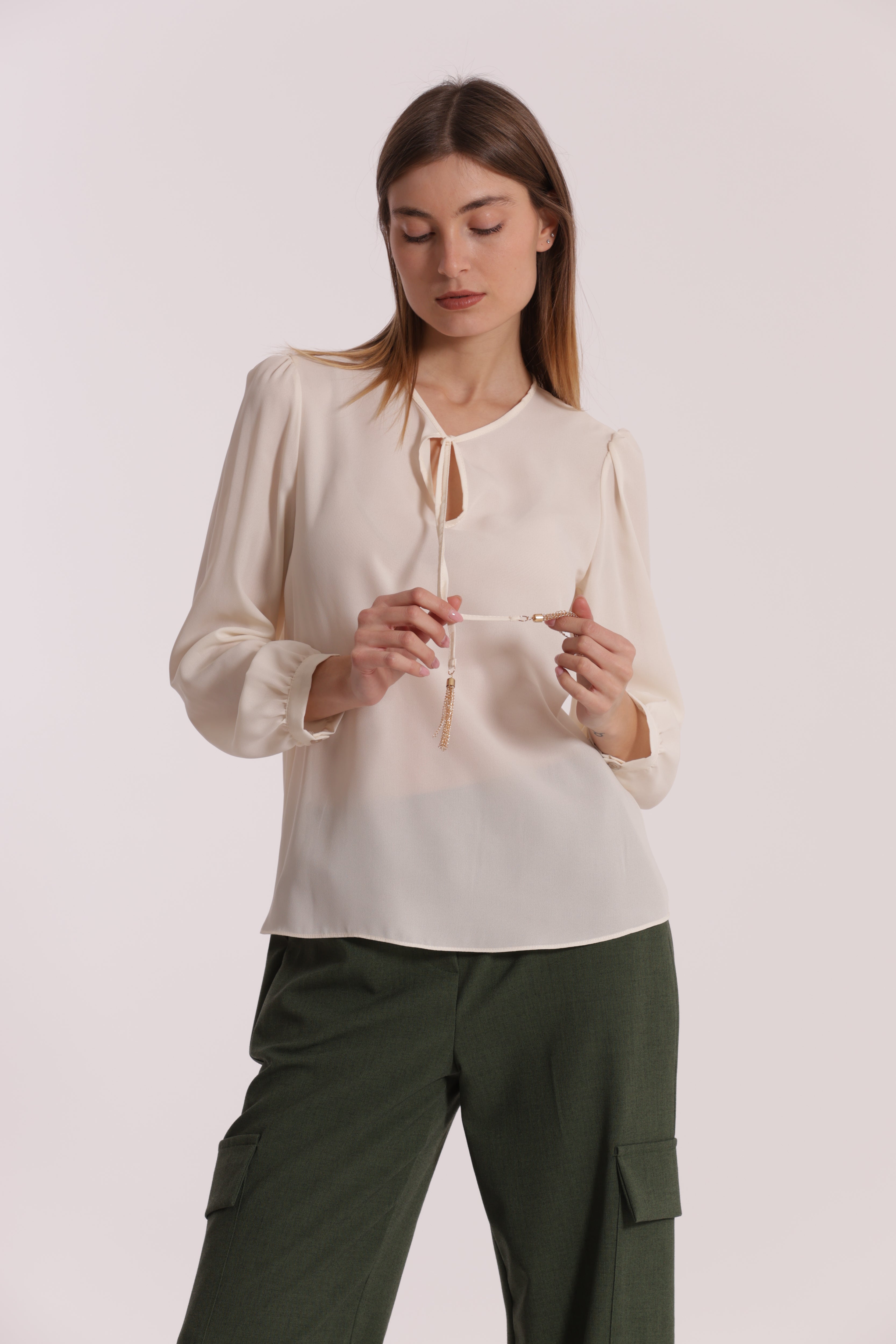 Mimi Mua Blusa con Fiocco camicetta nera con fiocco