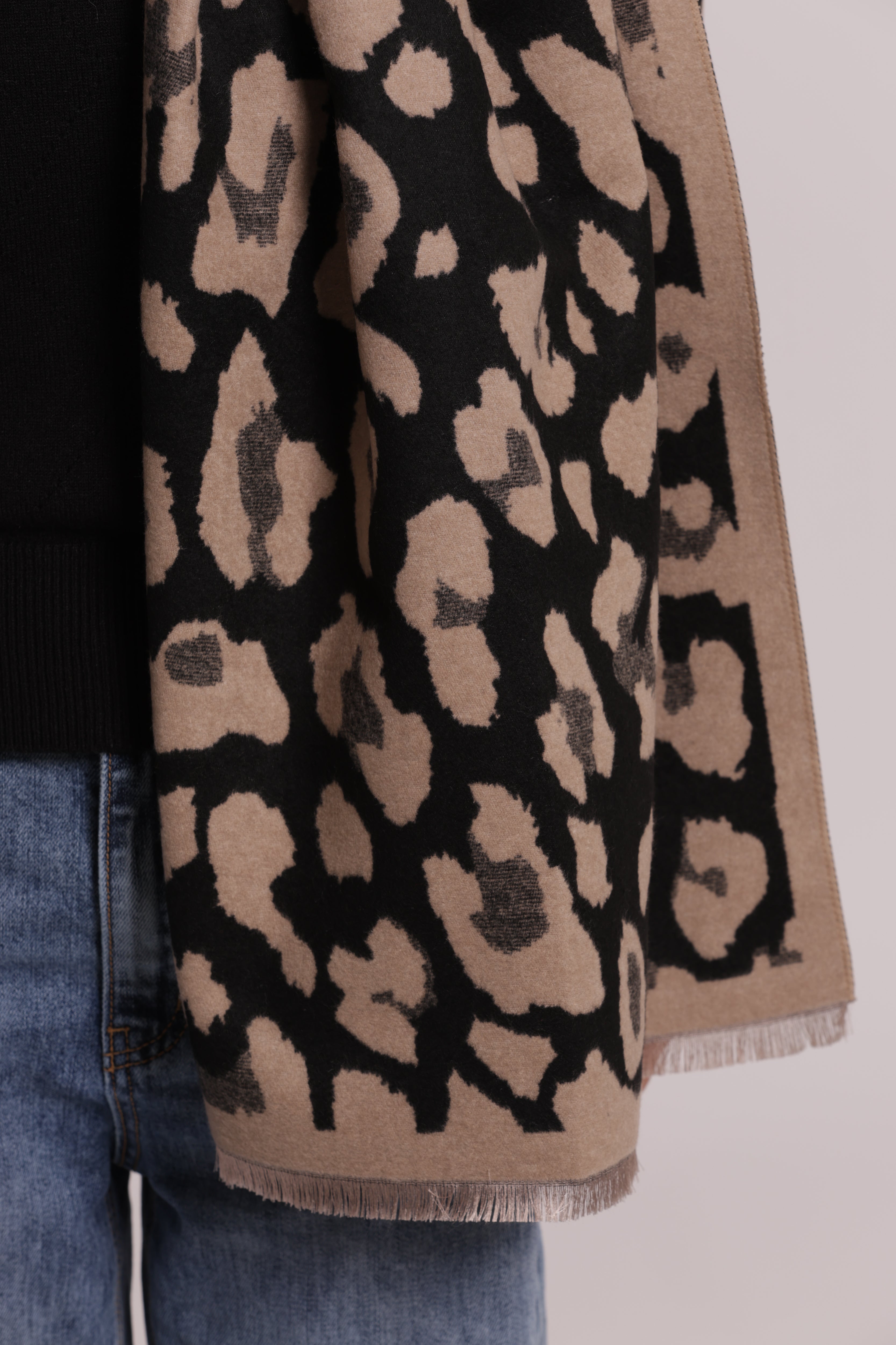 Mimi Mua sciarpa maculato tre misure nero beige calda