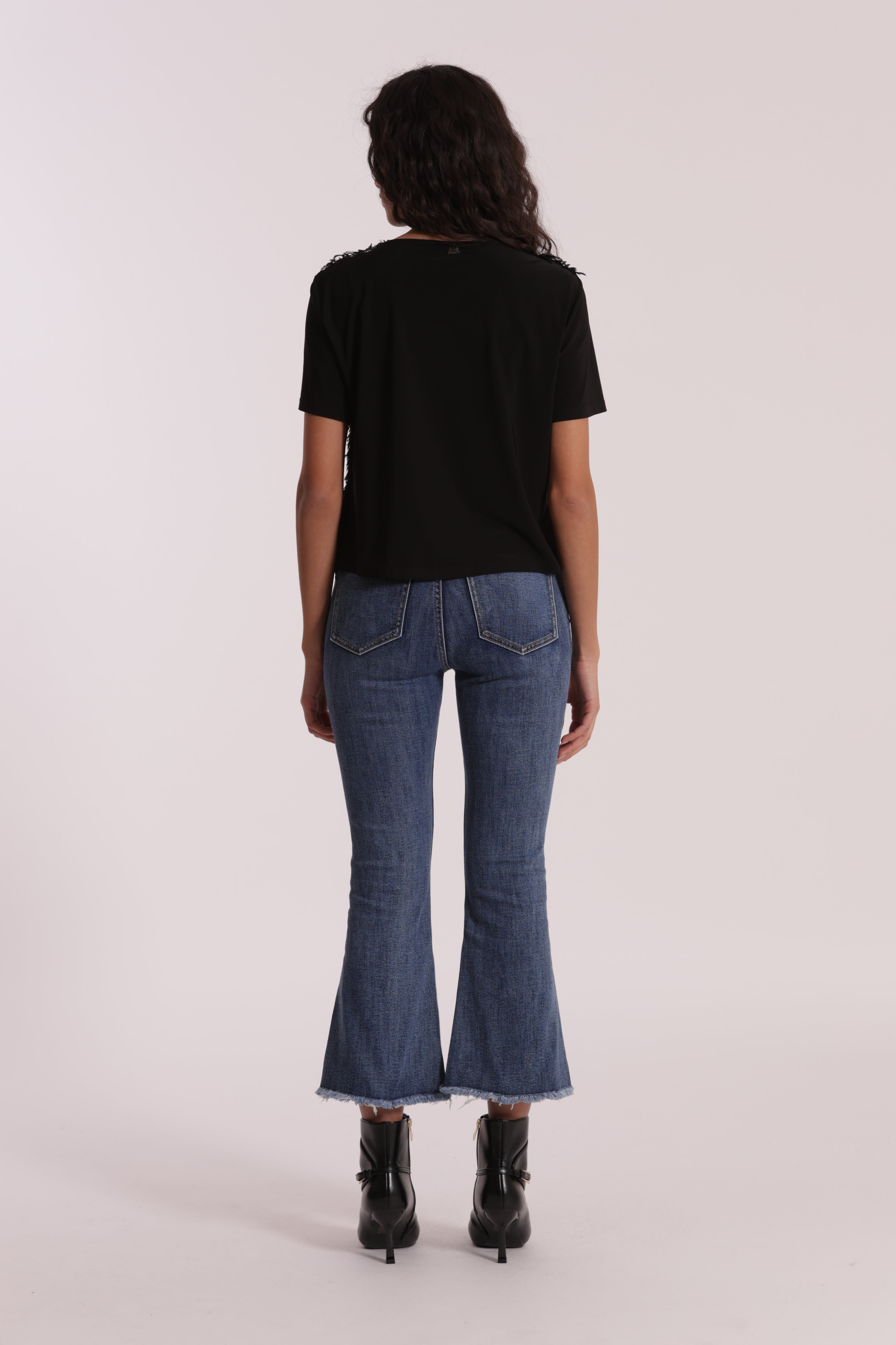 Mimi Mua jeans cropped flare strass e borchie blu medio