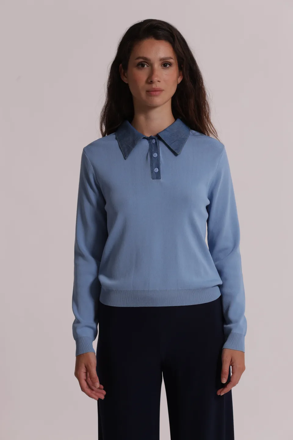 Mimi Mua Polo in Maglia con Colletto in Jeans Panna