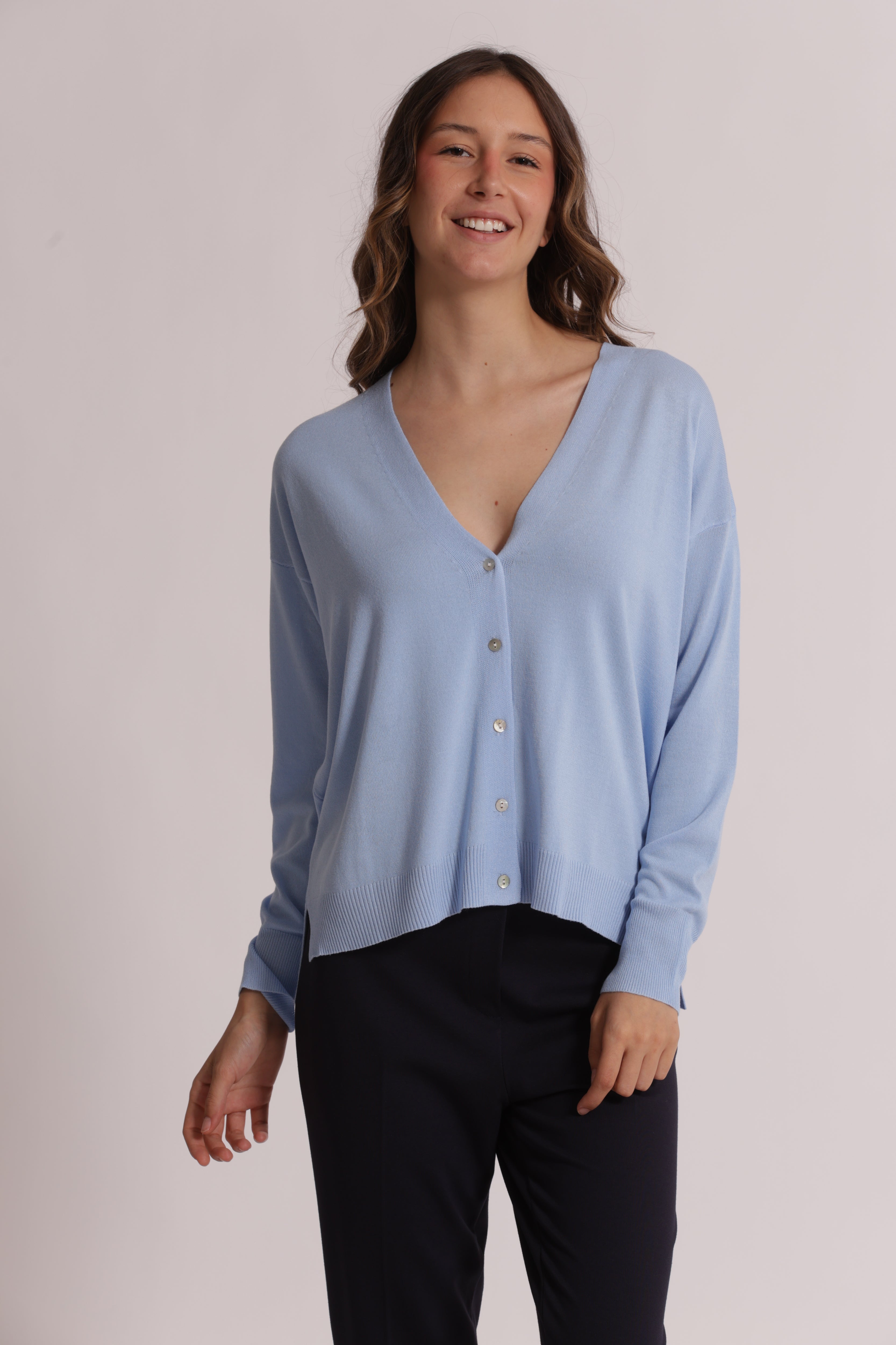 Mimi Mua Basic cardigan in maglia bianco viscosa