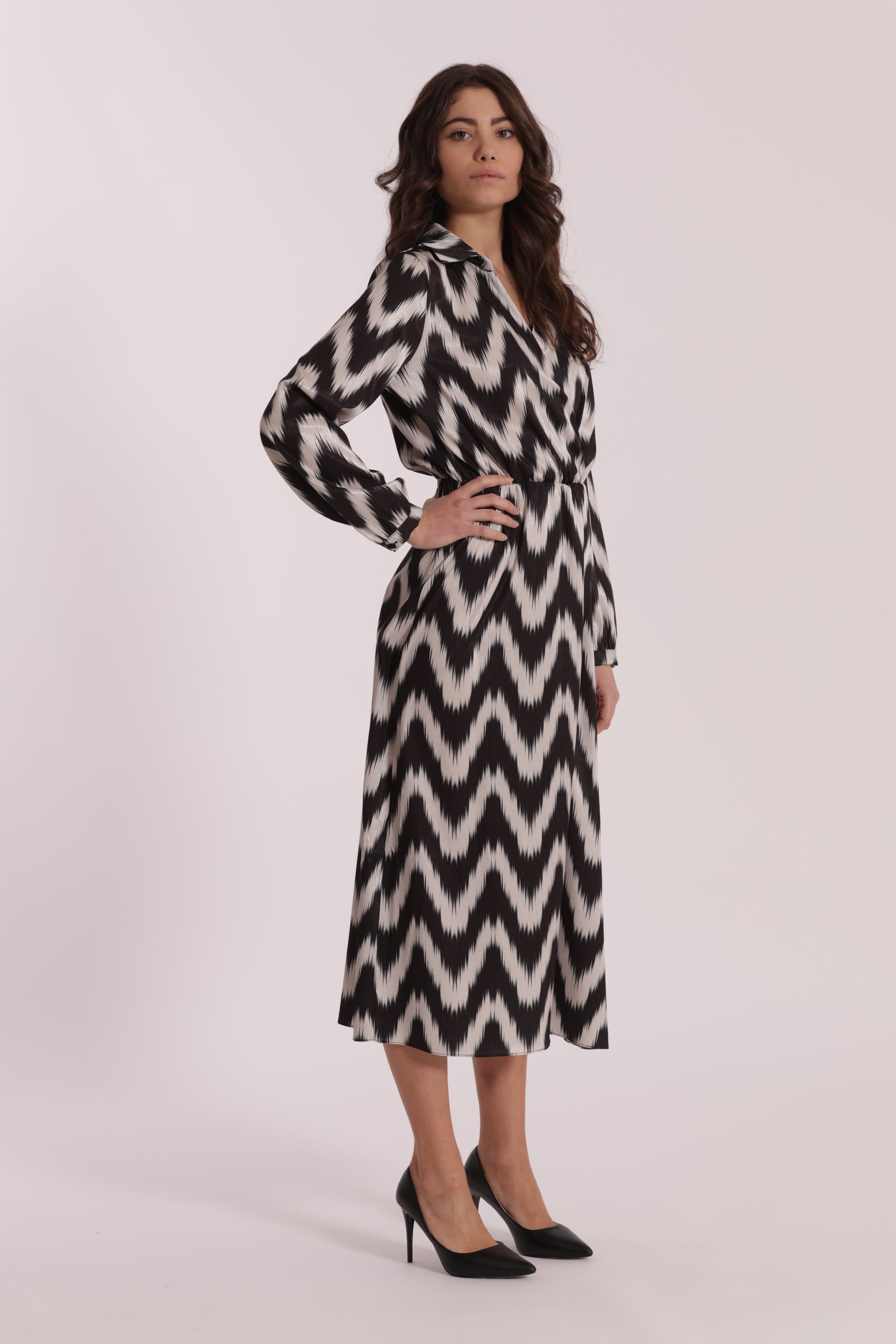 Mimi Mua Fantasia Chevron abito lungo nero/bianco elasticizzato
