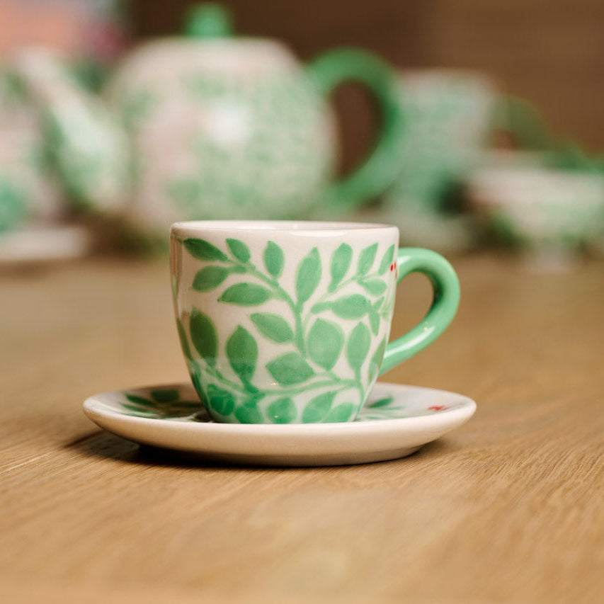 On Earth Cooperative Collection Flora tazzina caffè verde ceramica piattino