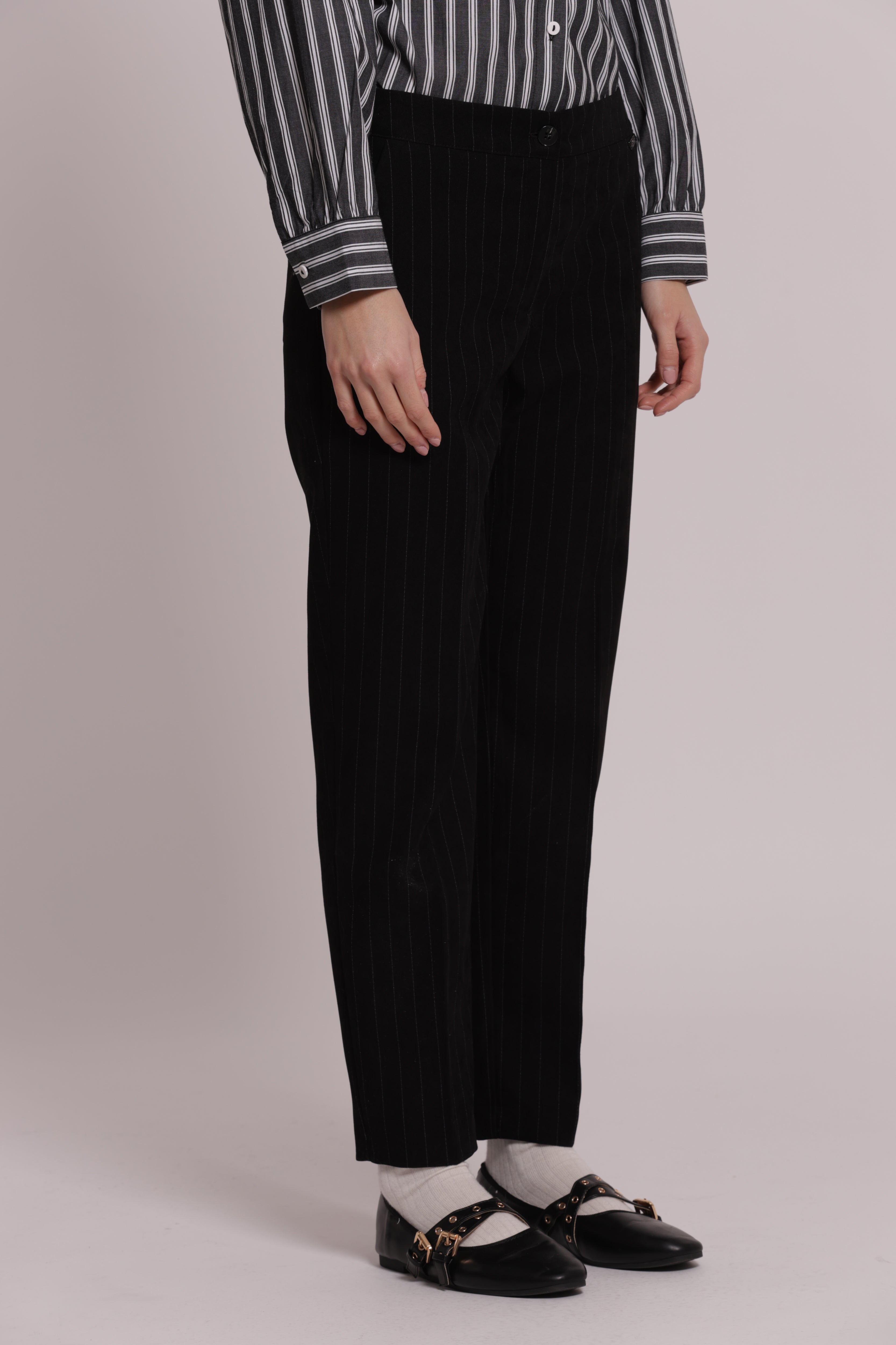 Mimi Mua pantalone sigaretta gessato pantalone nero