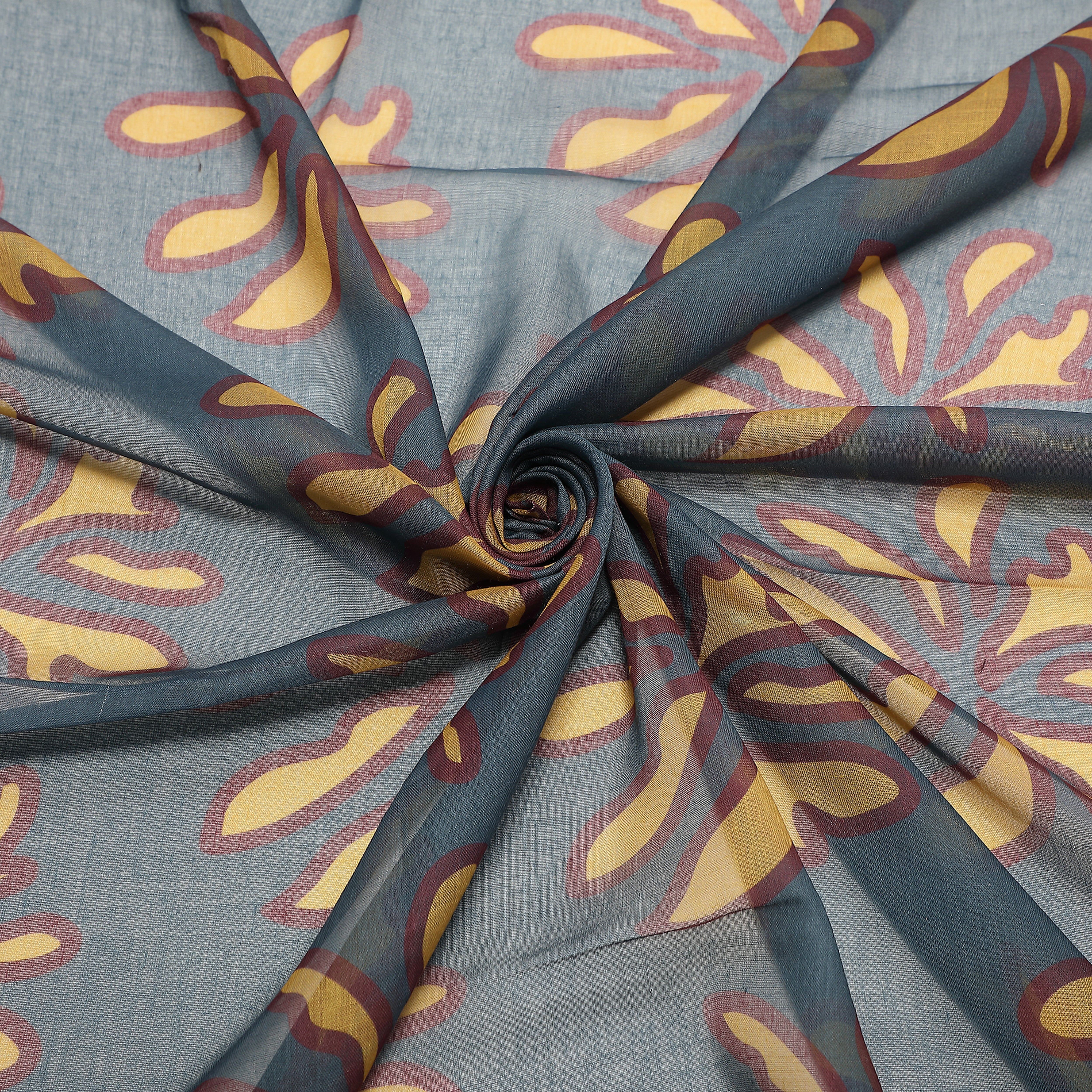 Mimi Mua Foulard Flower Bottom 135x135 Nero