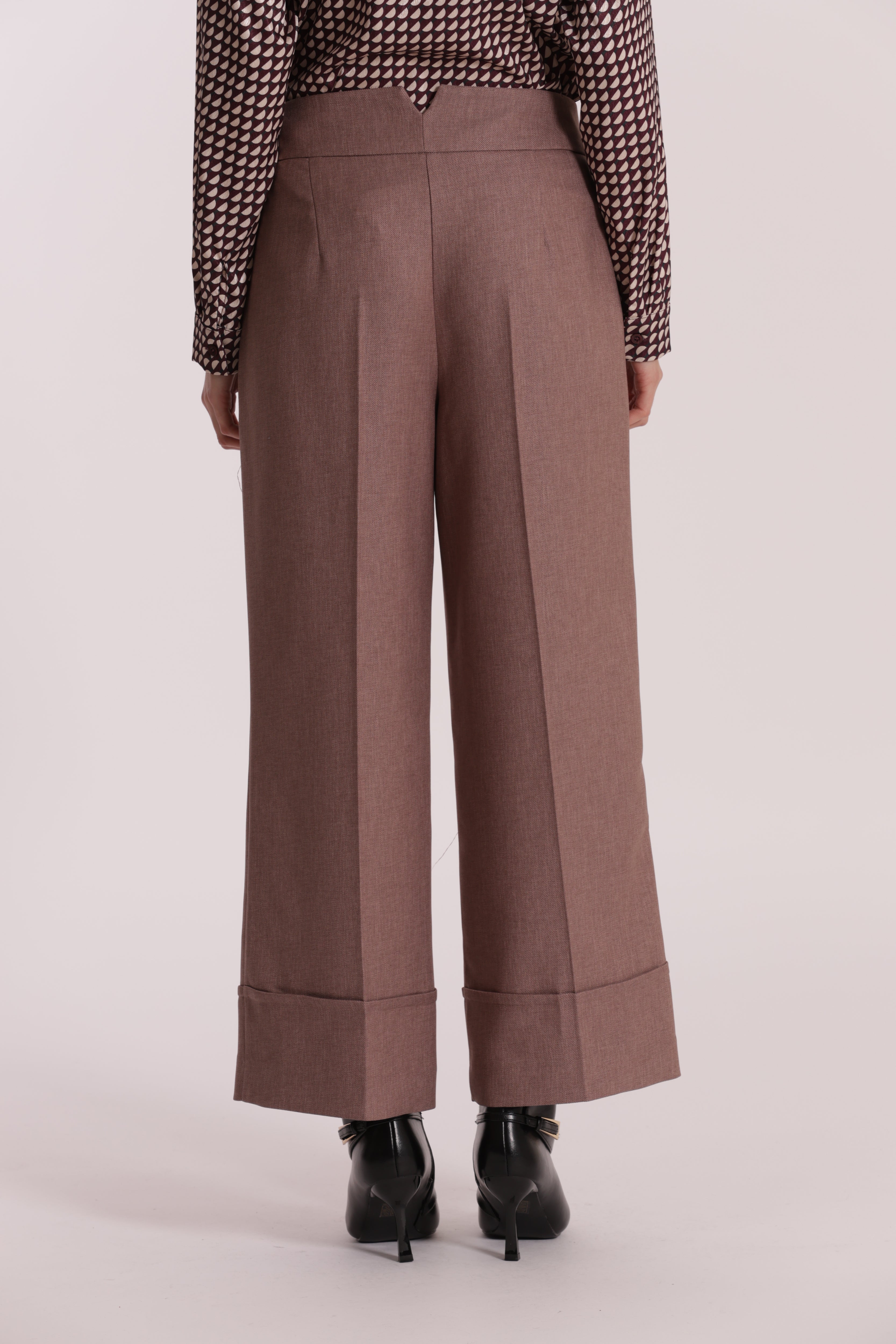 Mimi Mua Pantalone Cropped in Tessuto Fiammato Tortora