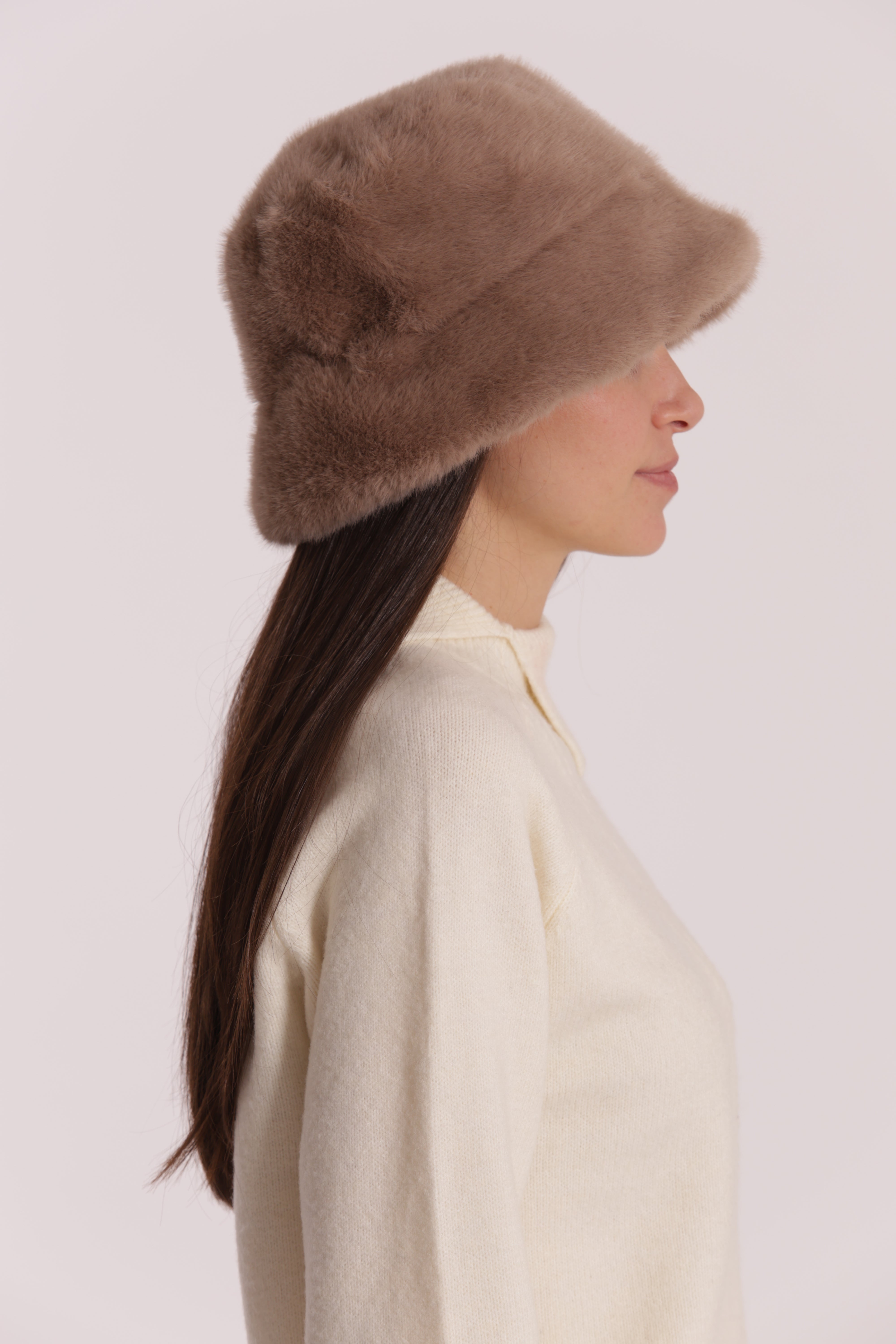 Mimi Mua Cappello Cloche Pelo Morbido Nero