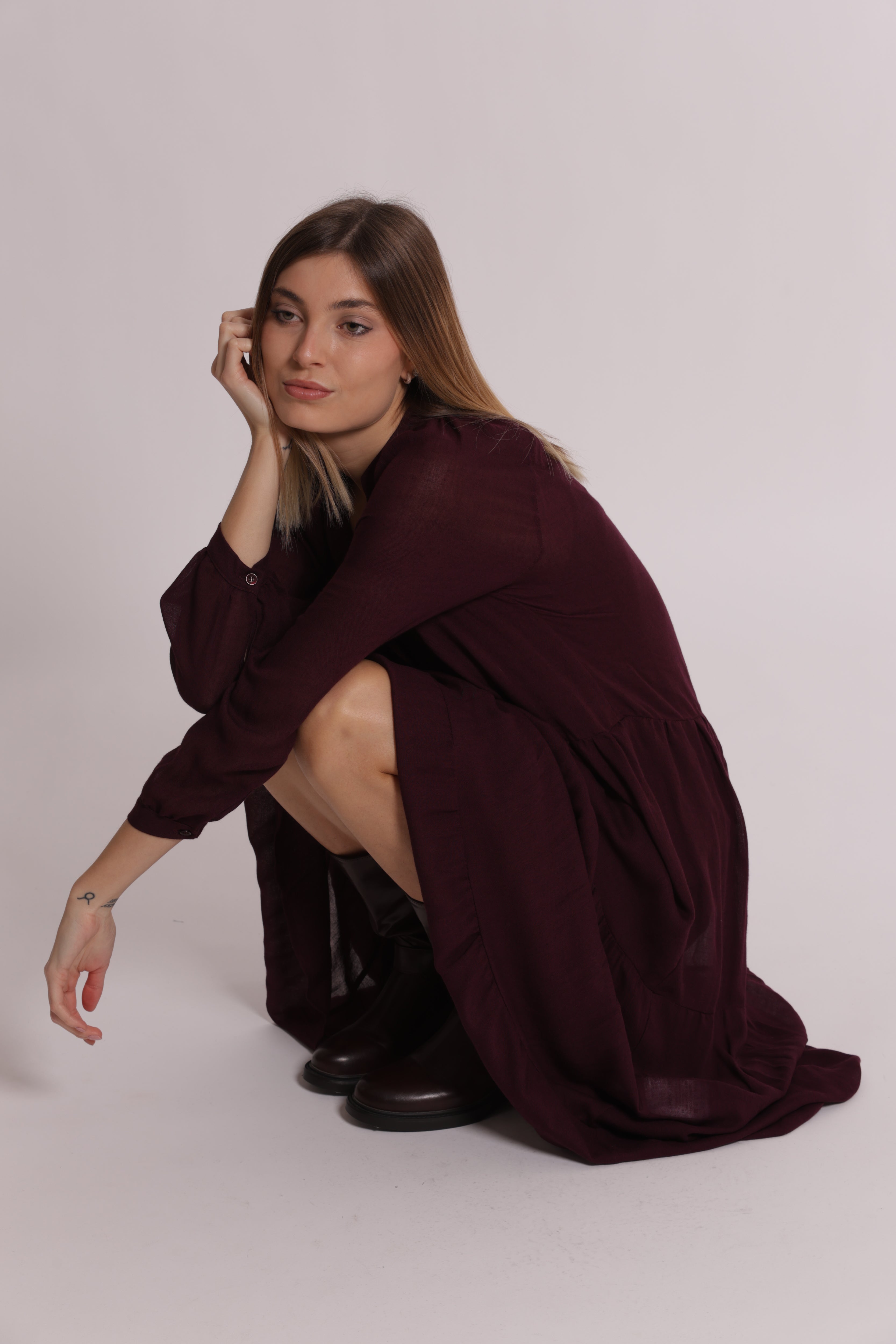 Mimi Mua Abito Lungo Scollo V abito garza prugna