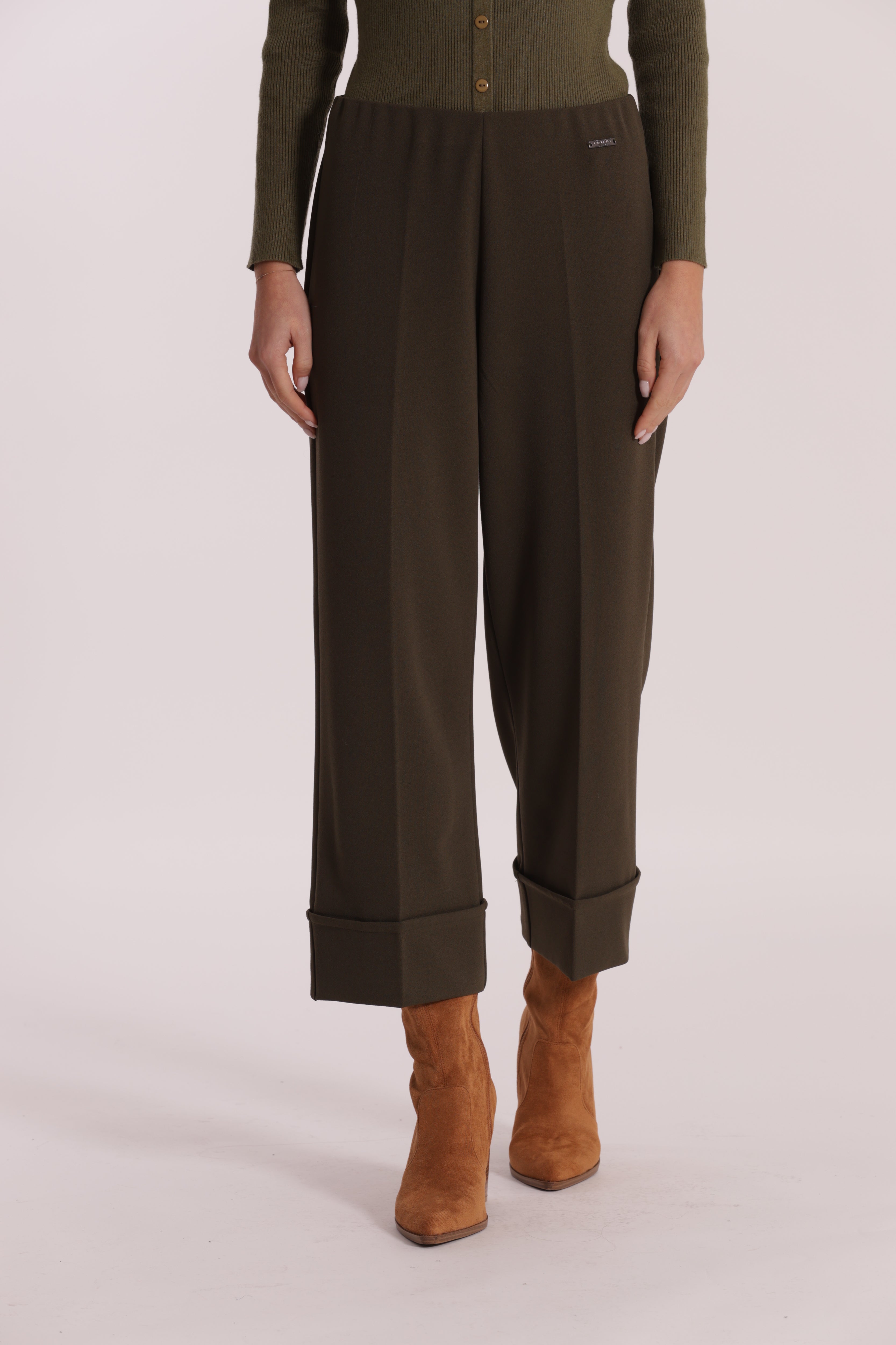 Mimi Mua Cropped con Risvolto in Crepe Pantalone Nero