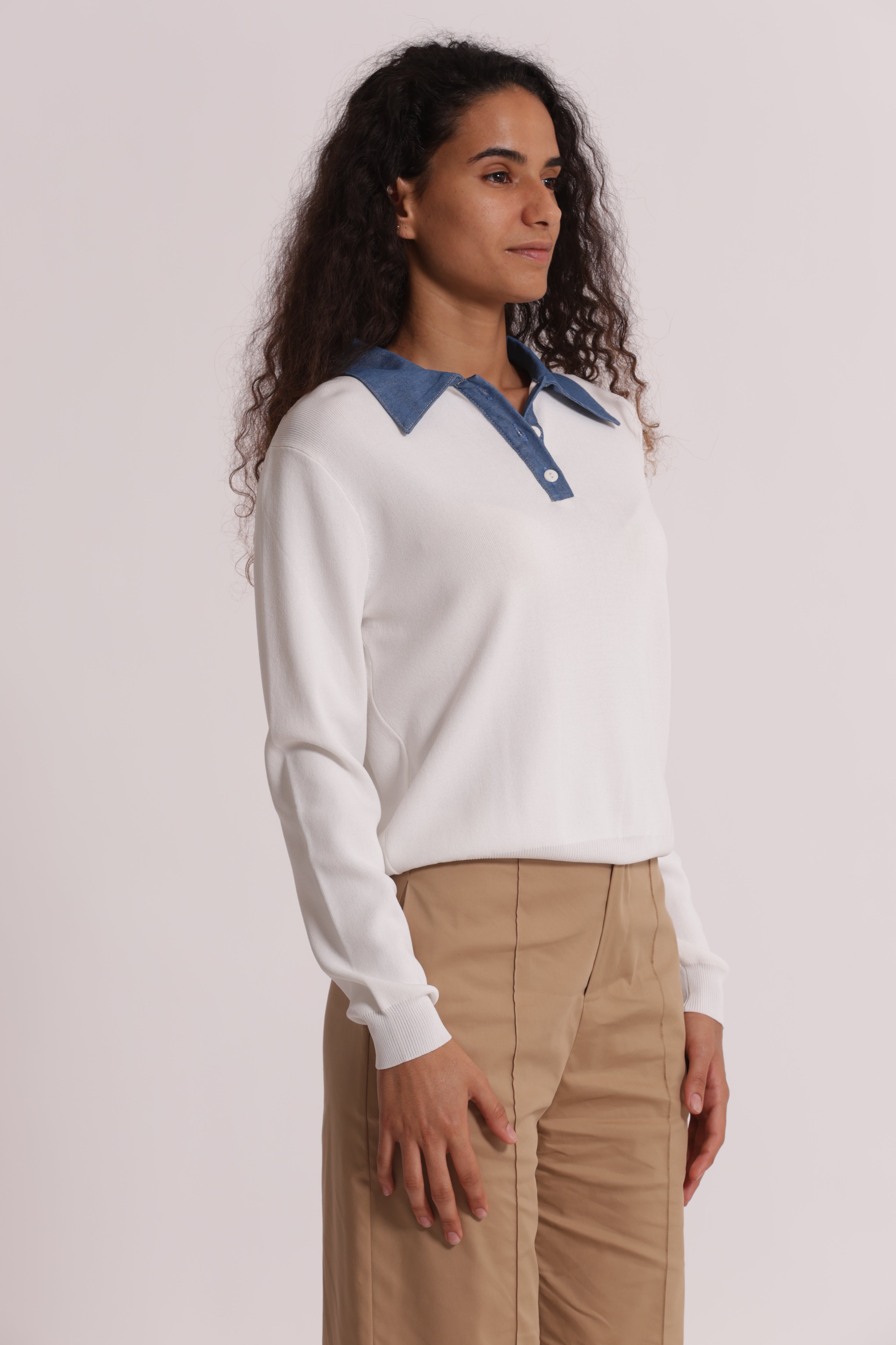 Mimi Mua Polo in Maglia con Colletto in Jeans Panna