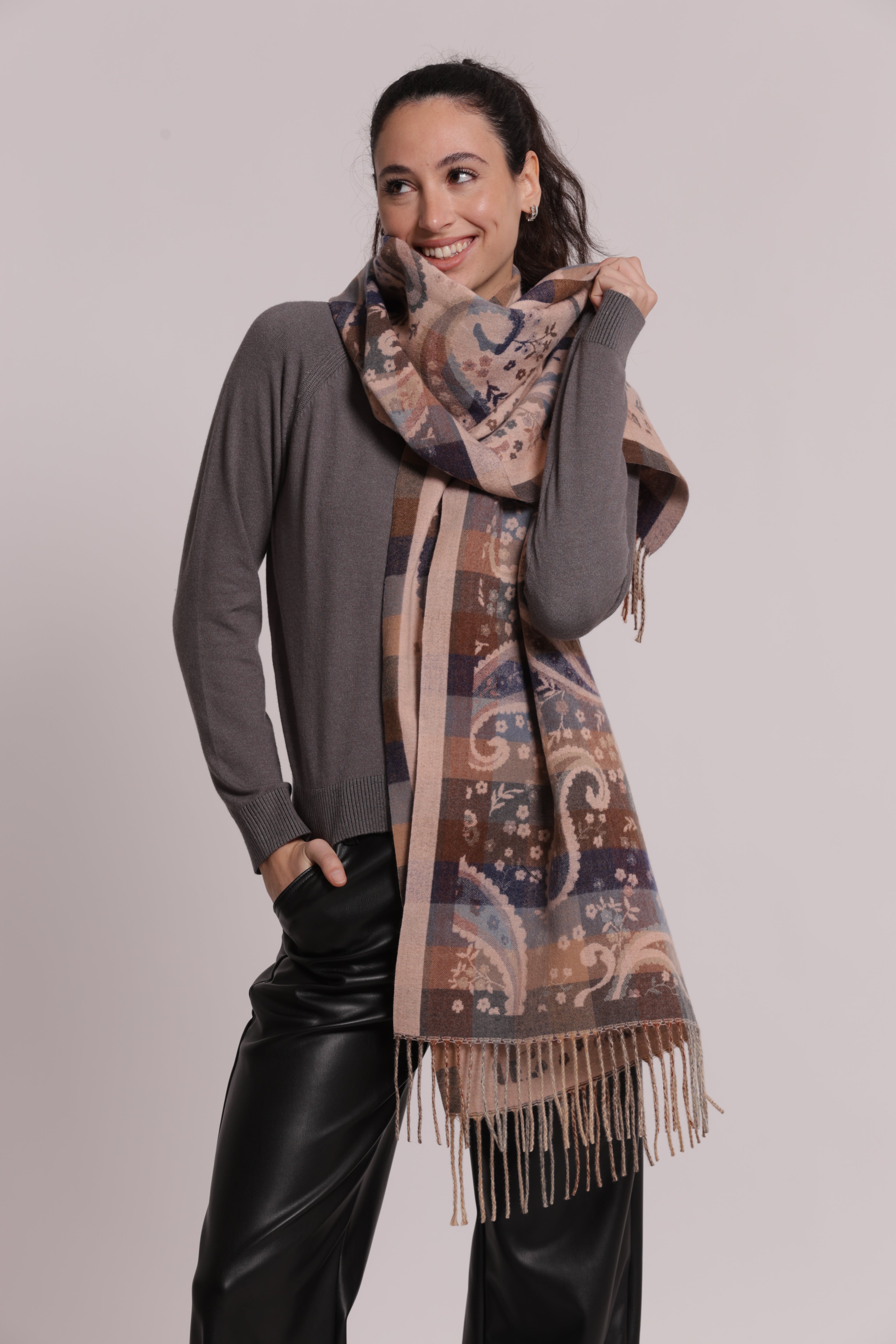 Mimi Mua Sciarpa con Disegno Paisley panna leggera