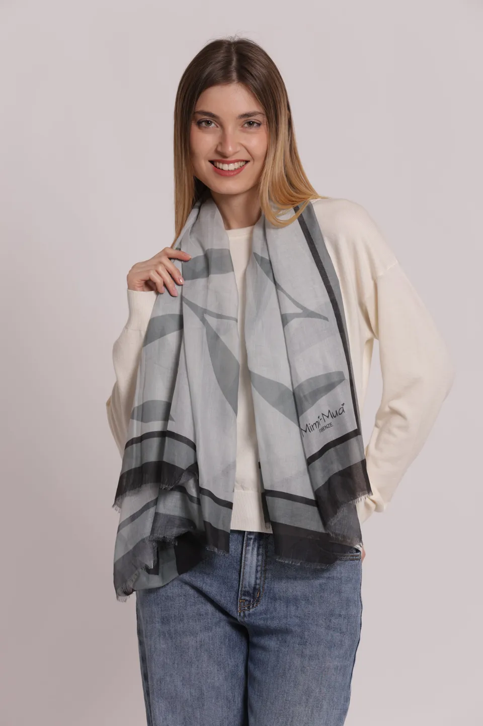 Mimi Mua Foulard Foglioline Nero 135x135cm