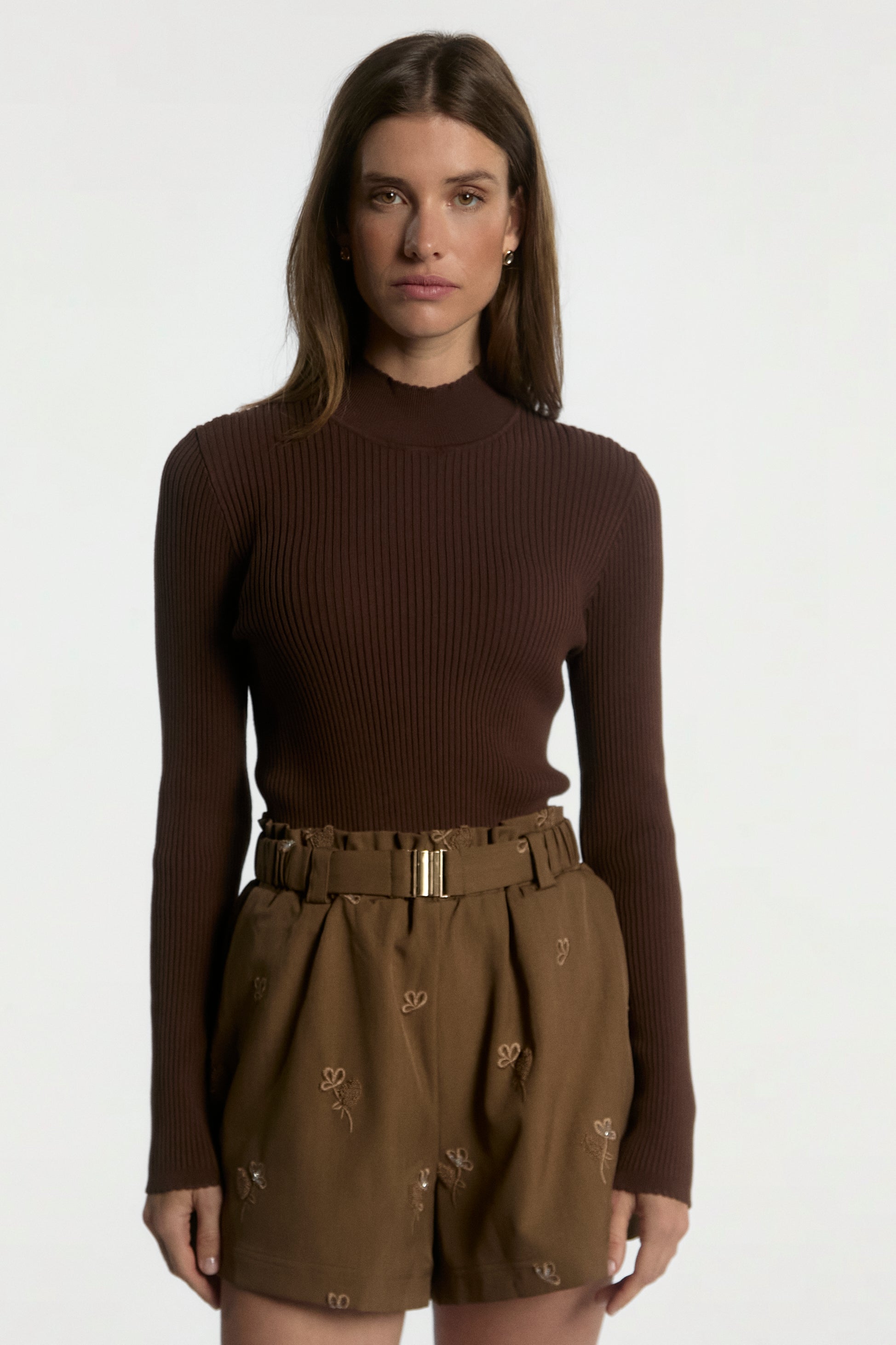 Aaiko Rikkie shorts verde con cintura donna