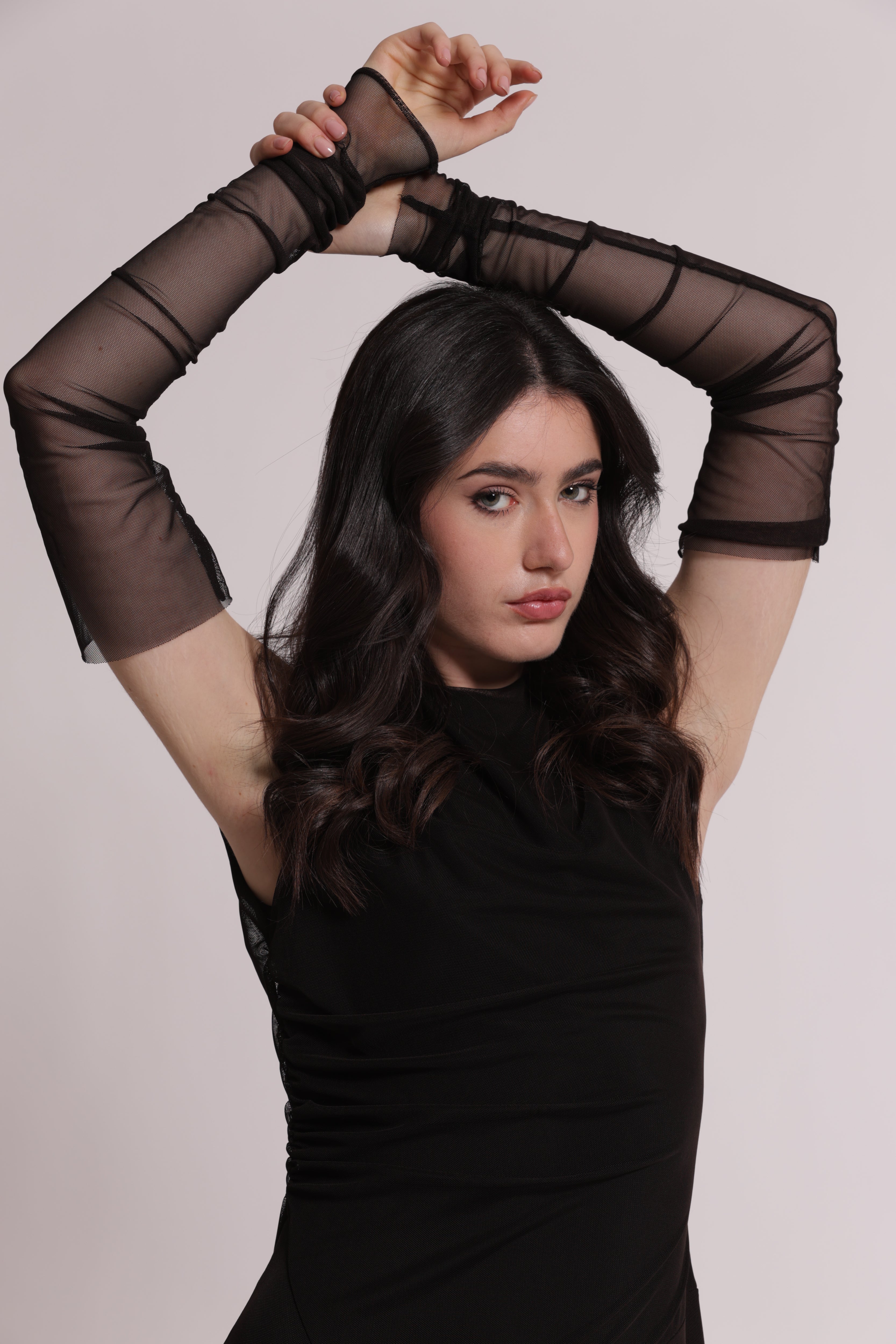 Mimi Mua Manicotti Tulle Abito Midi Nero