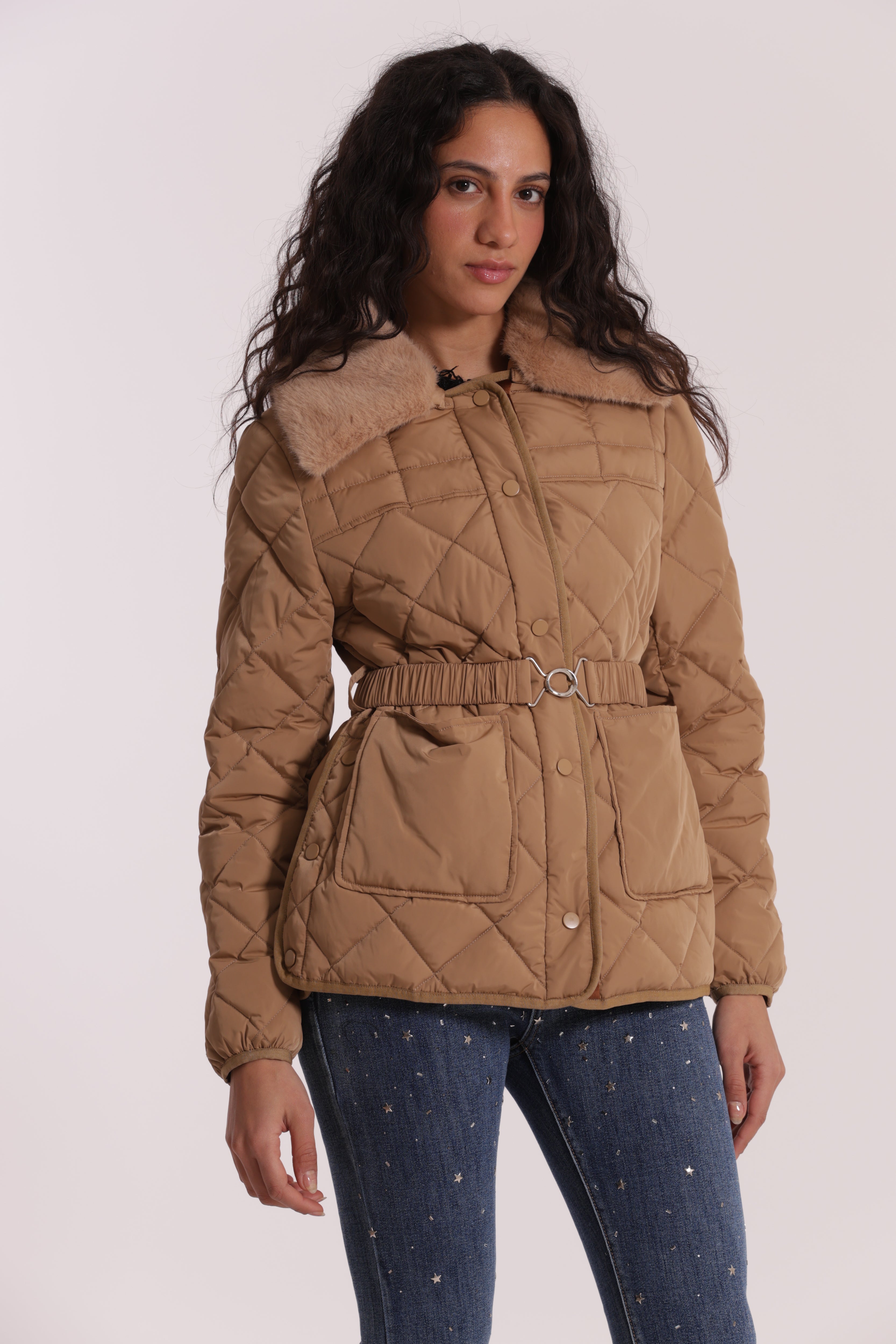 Mimi Mua Pelliccia piumino corto donna con cintura