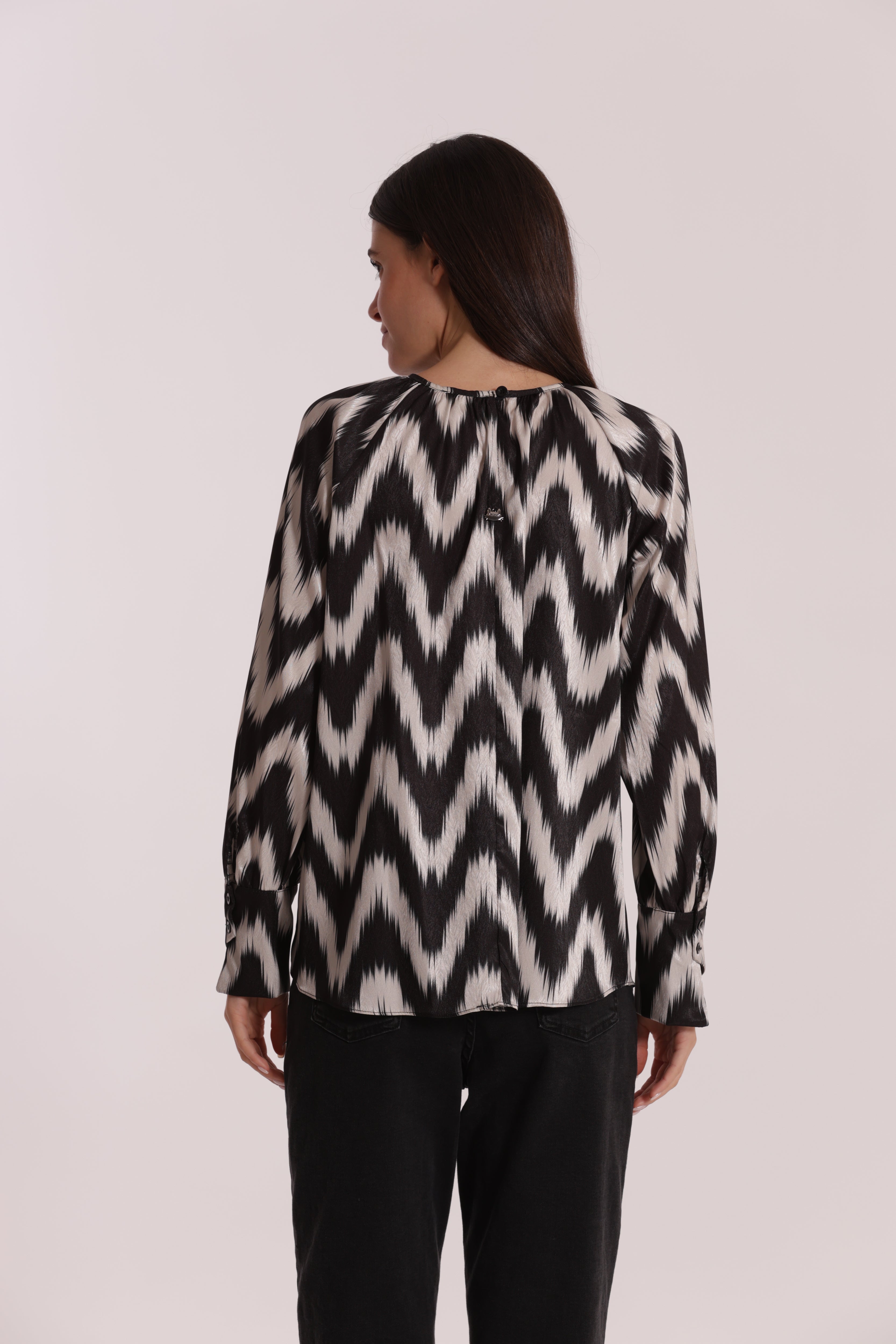 Mimi Mua Blusa Scollo Tondo Chevron Nero/Bianco