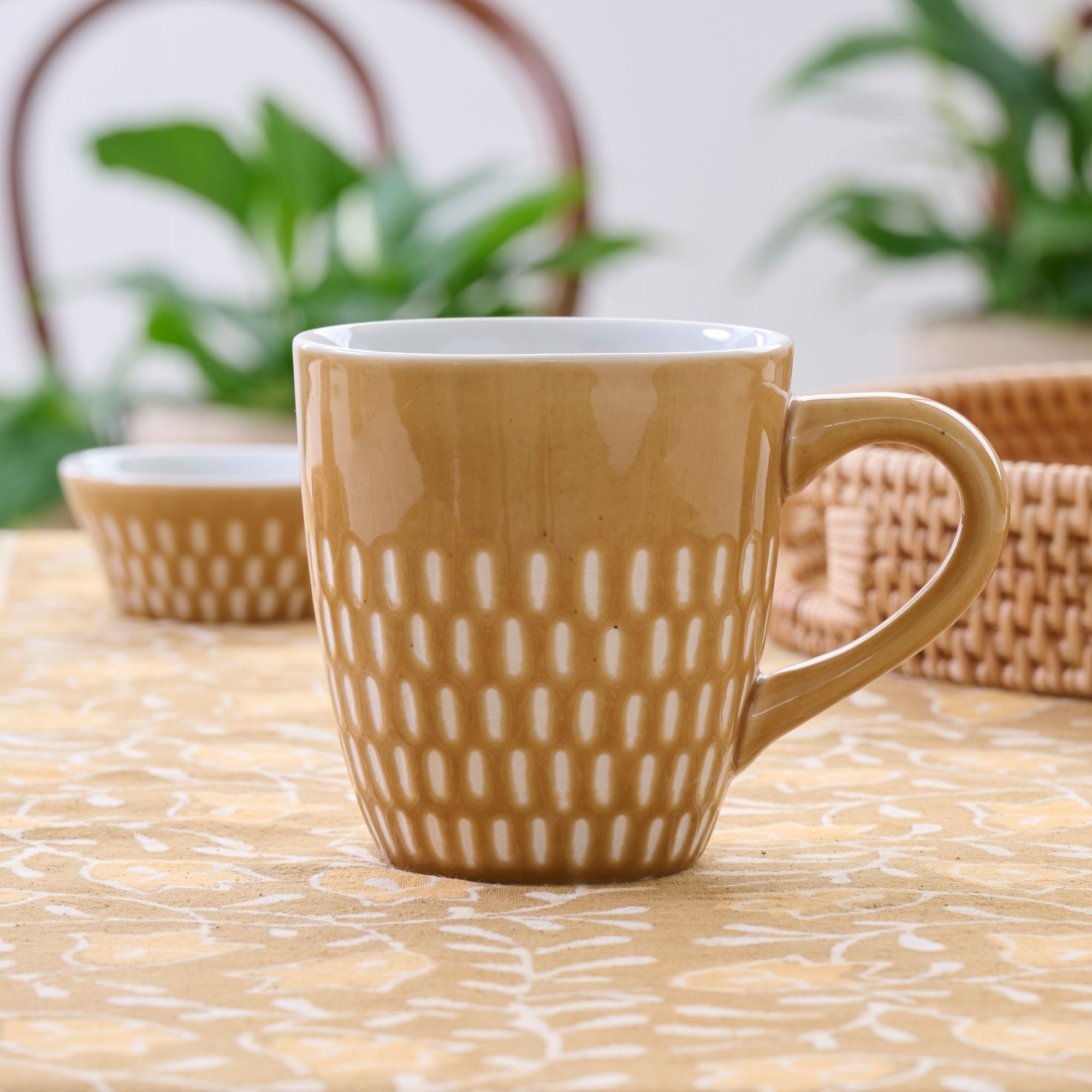 On Earth Caramel mug gialla ceramica 9x10 cm