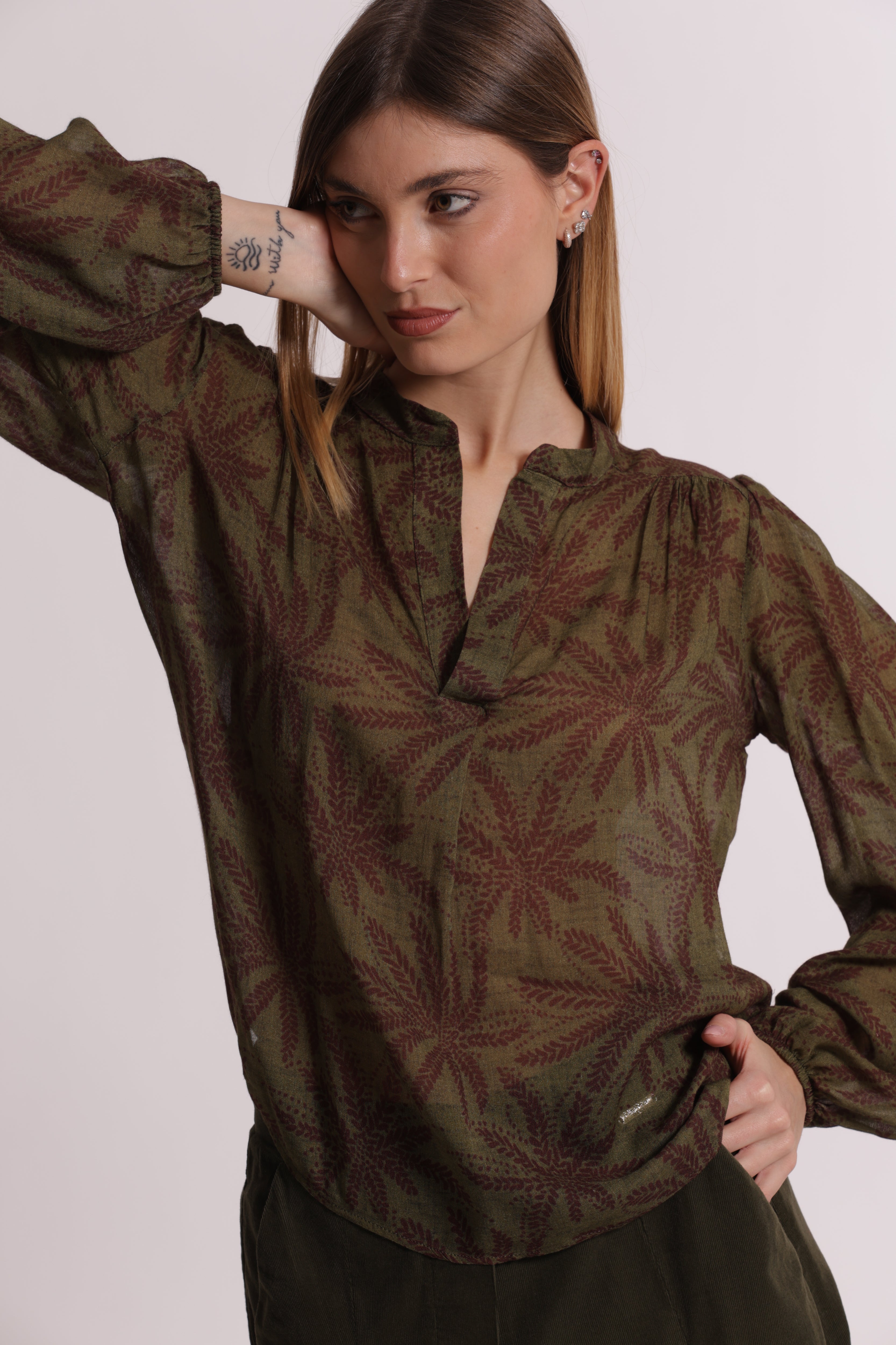 Mimi Mua Blusa Scollo V Garza Viscosa Fantasia