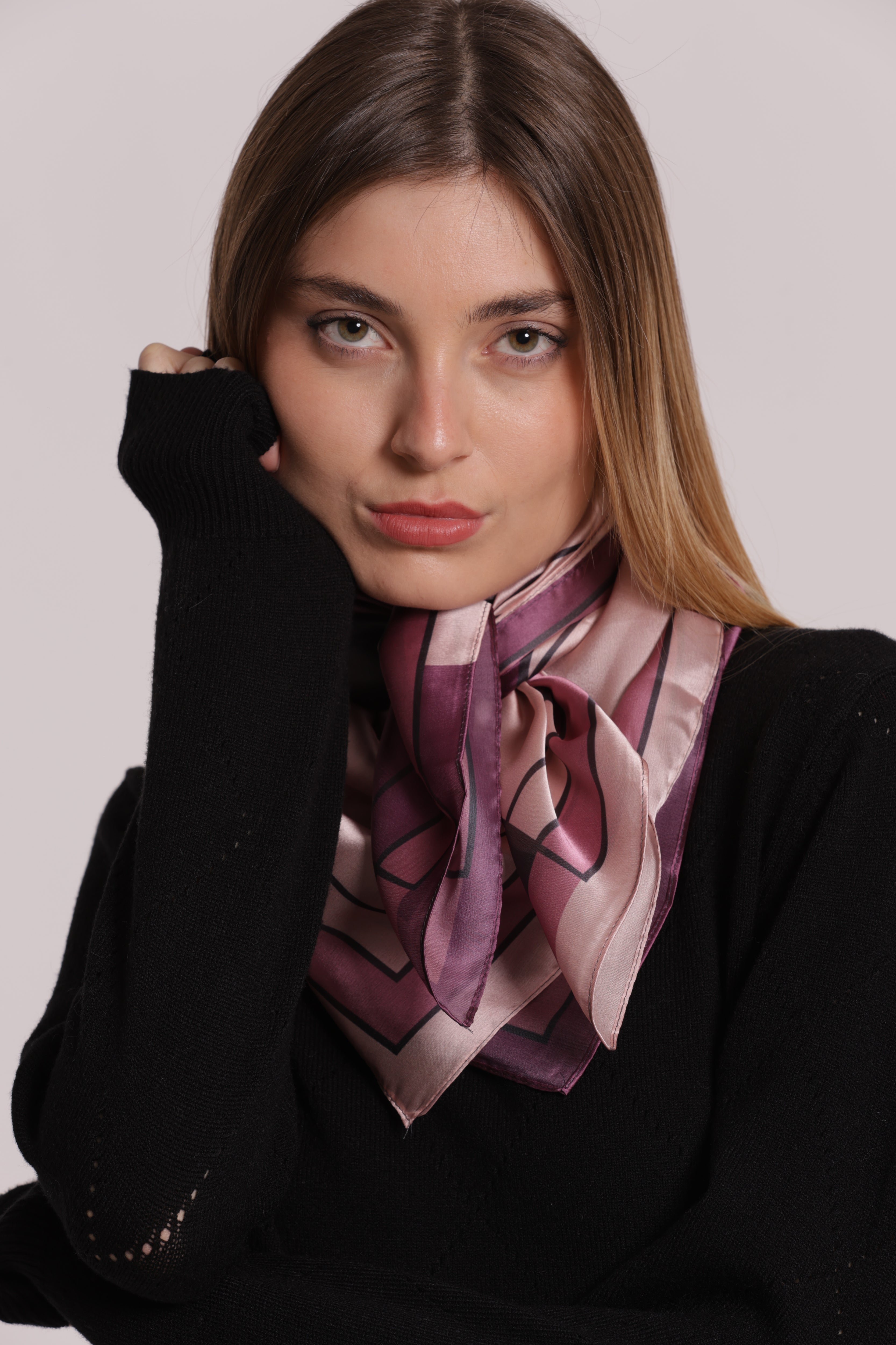 Mimi Mua Foulard Foglia Obliqua 90x90 Nero